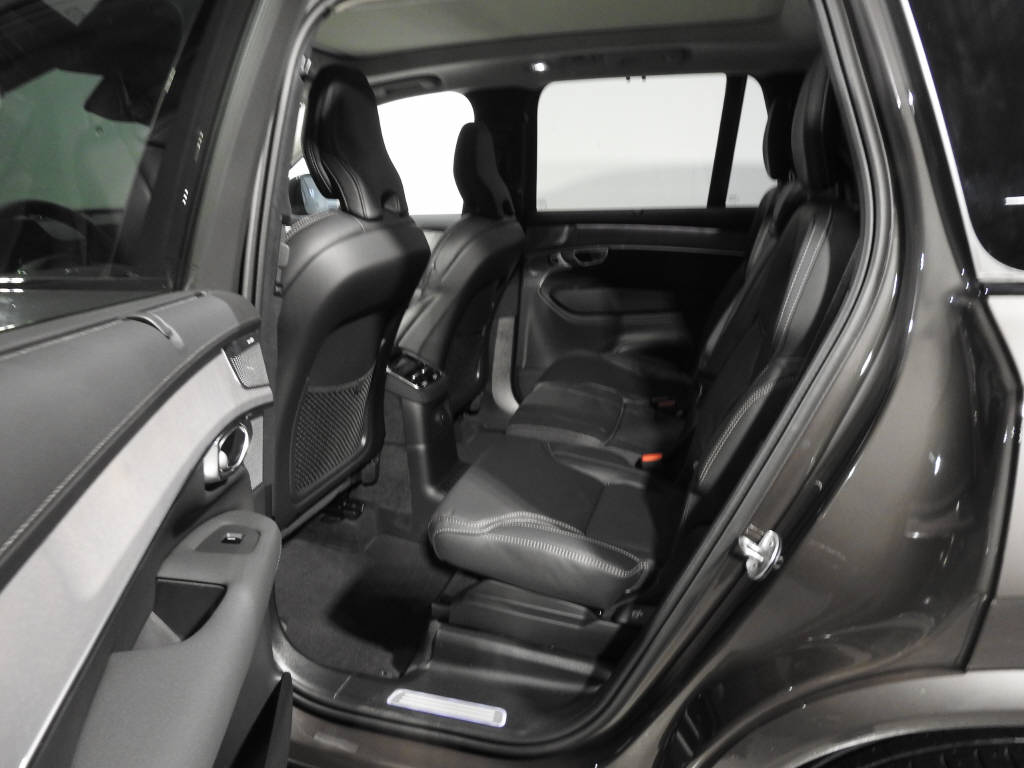 VOLVO XC90 2.0 T8 TE Ultra Dark eAWD-image-11