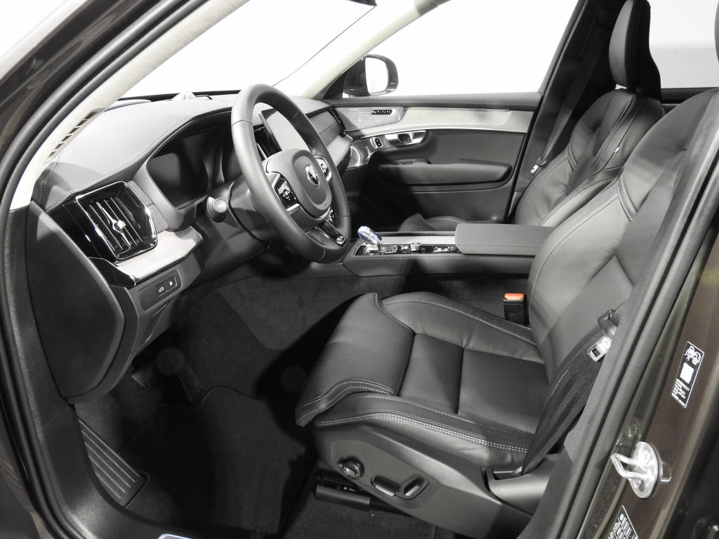 VOLVO XC90 2.0 T8 TE Ultra Dark eAWD-image-9