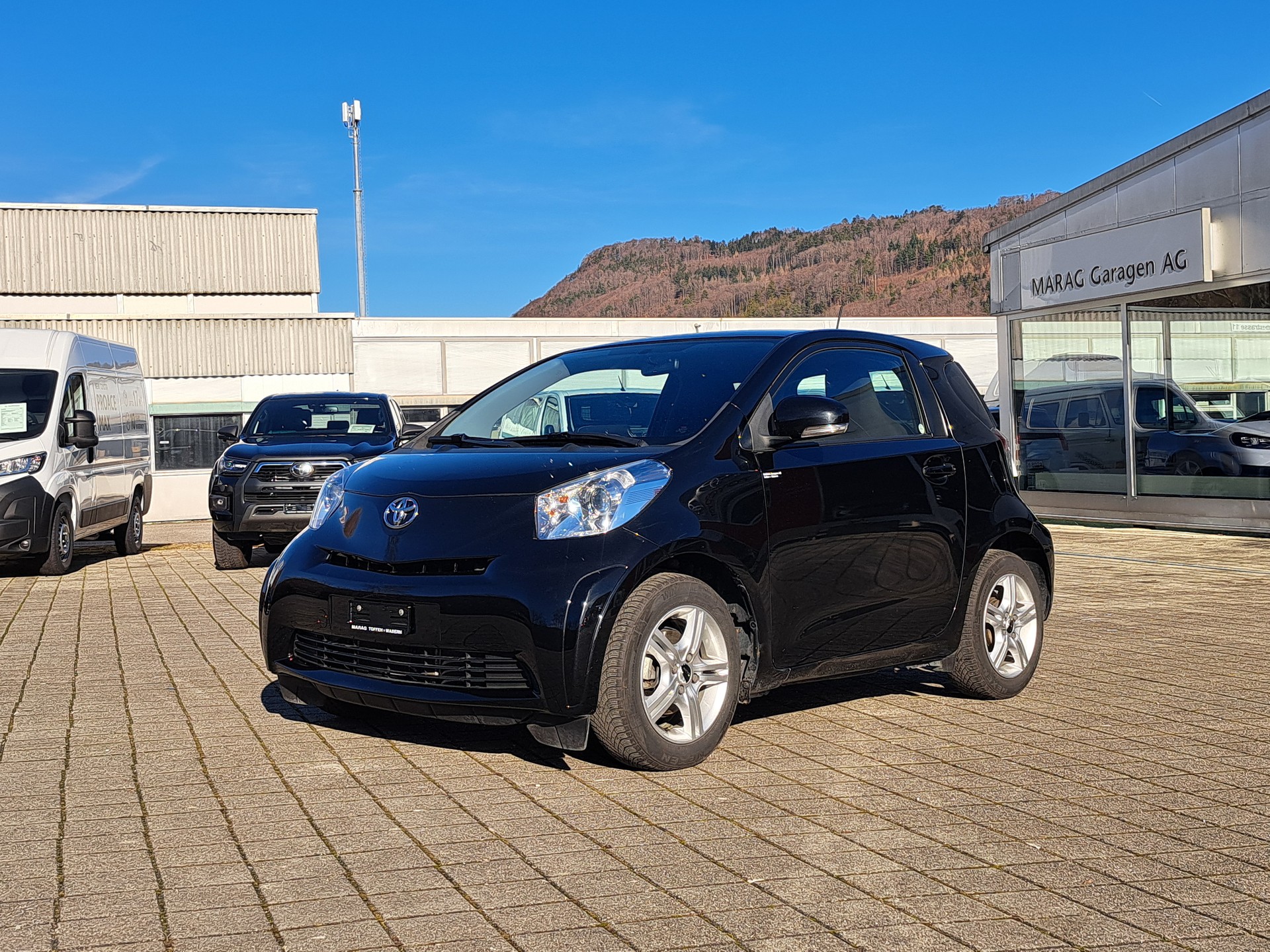 TOYOTA iQ2 1.0 VVT-i Multidrive