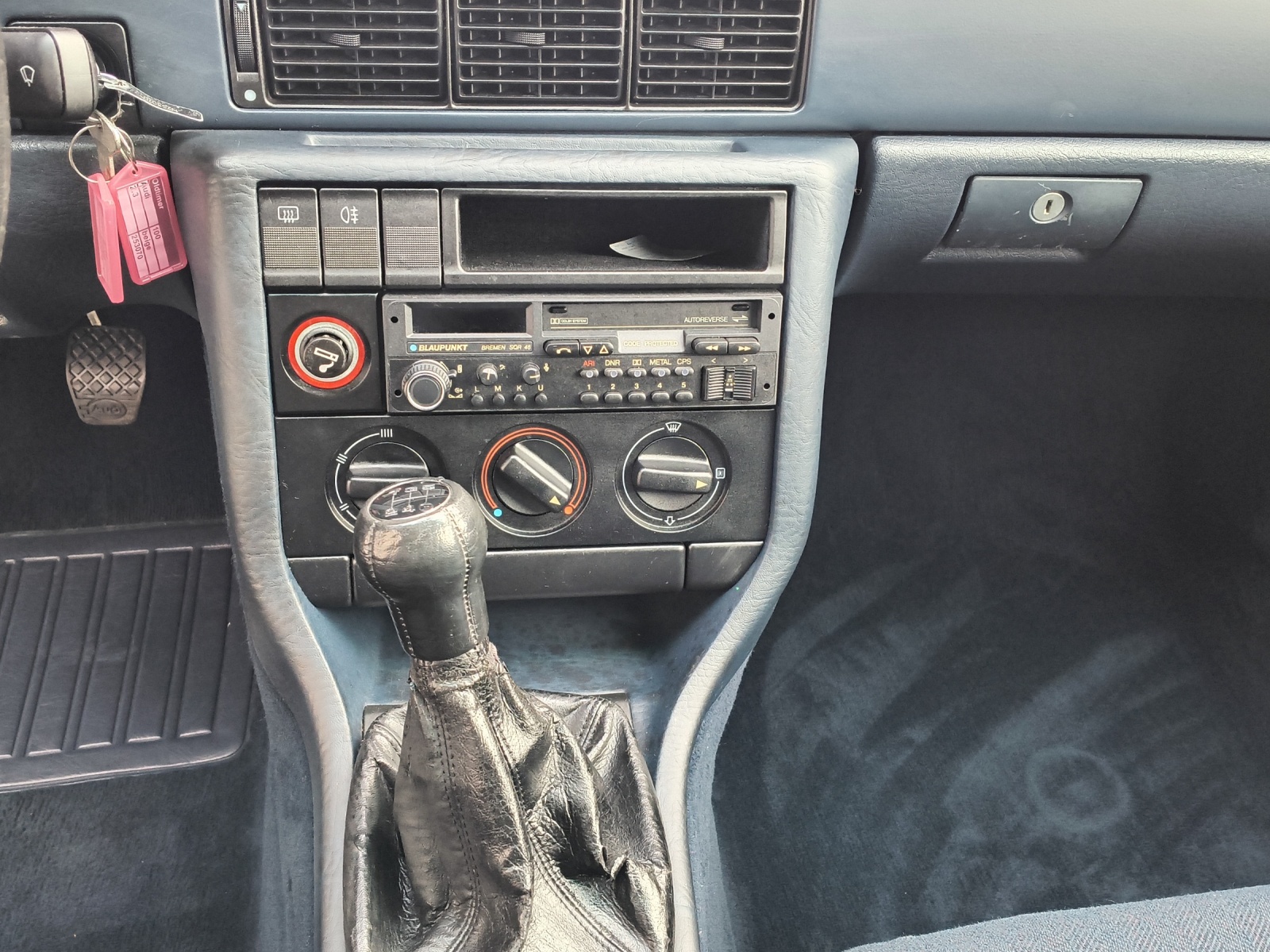 AUDI 100 2.3 E-image-13