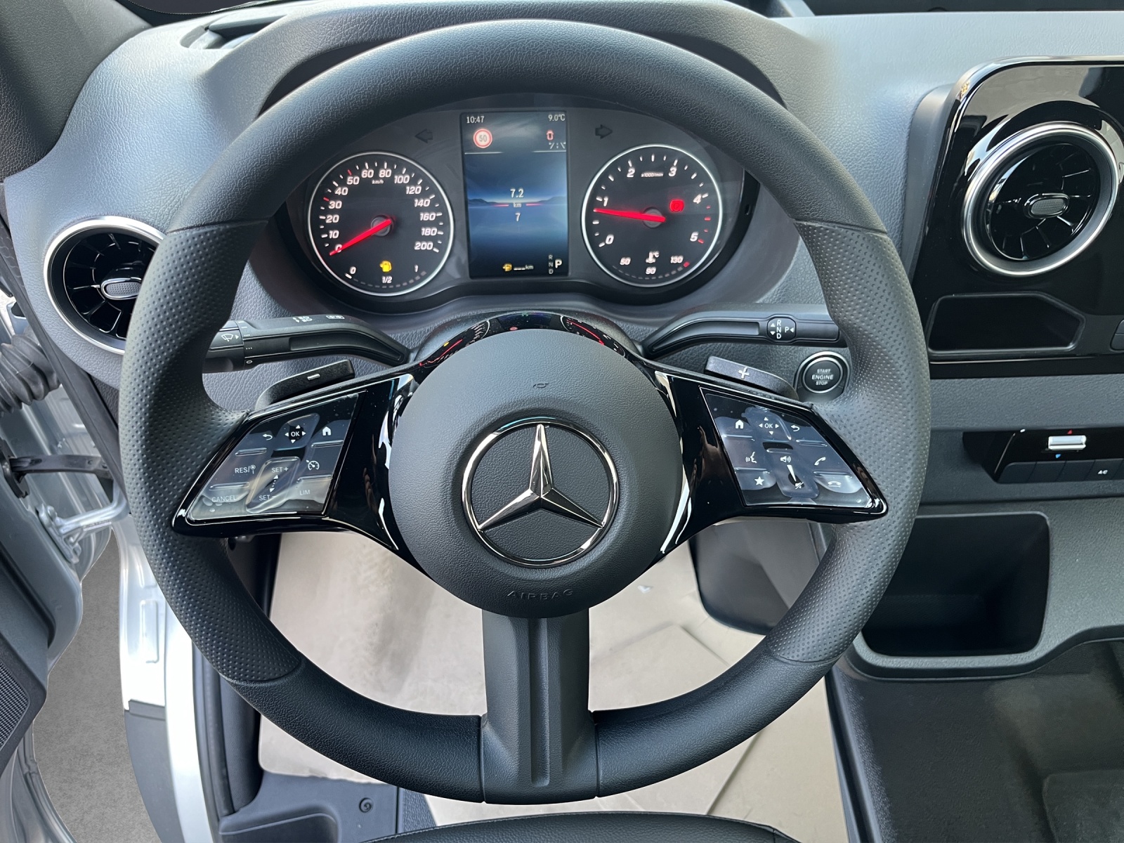 MERCEDES-BENZ Sprinter 319 CDI PRO CH 3665mm S-image-6