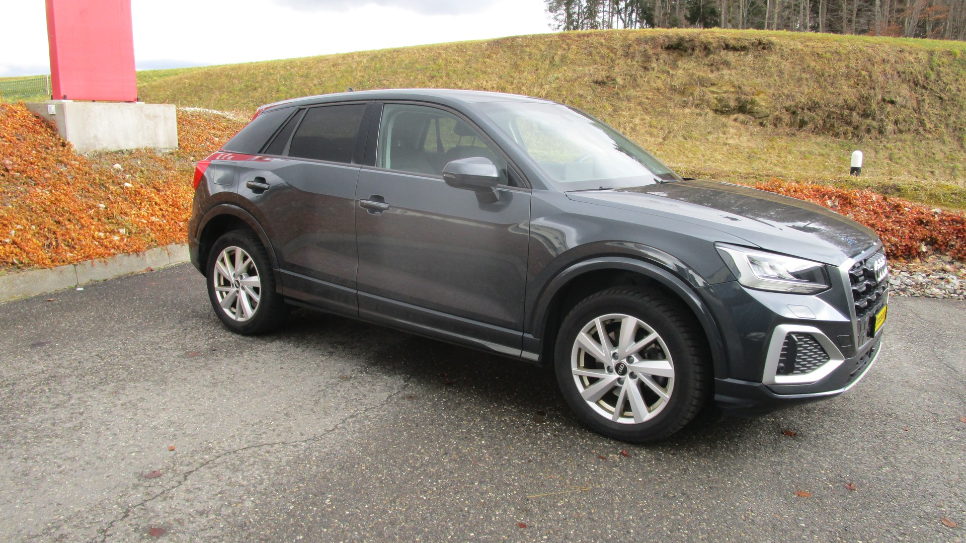 AUDI Q2 35 TDI advanced quattro S-tronic-image-2