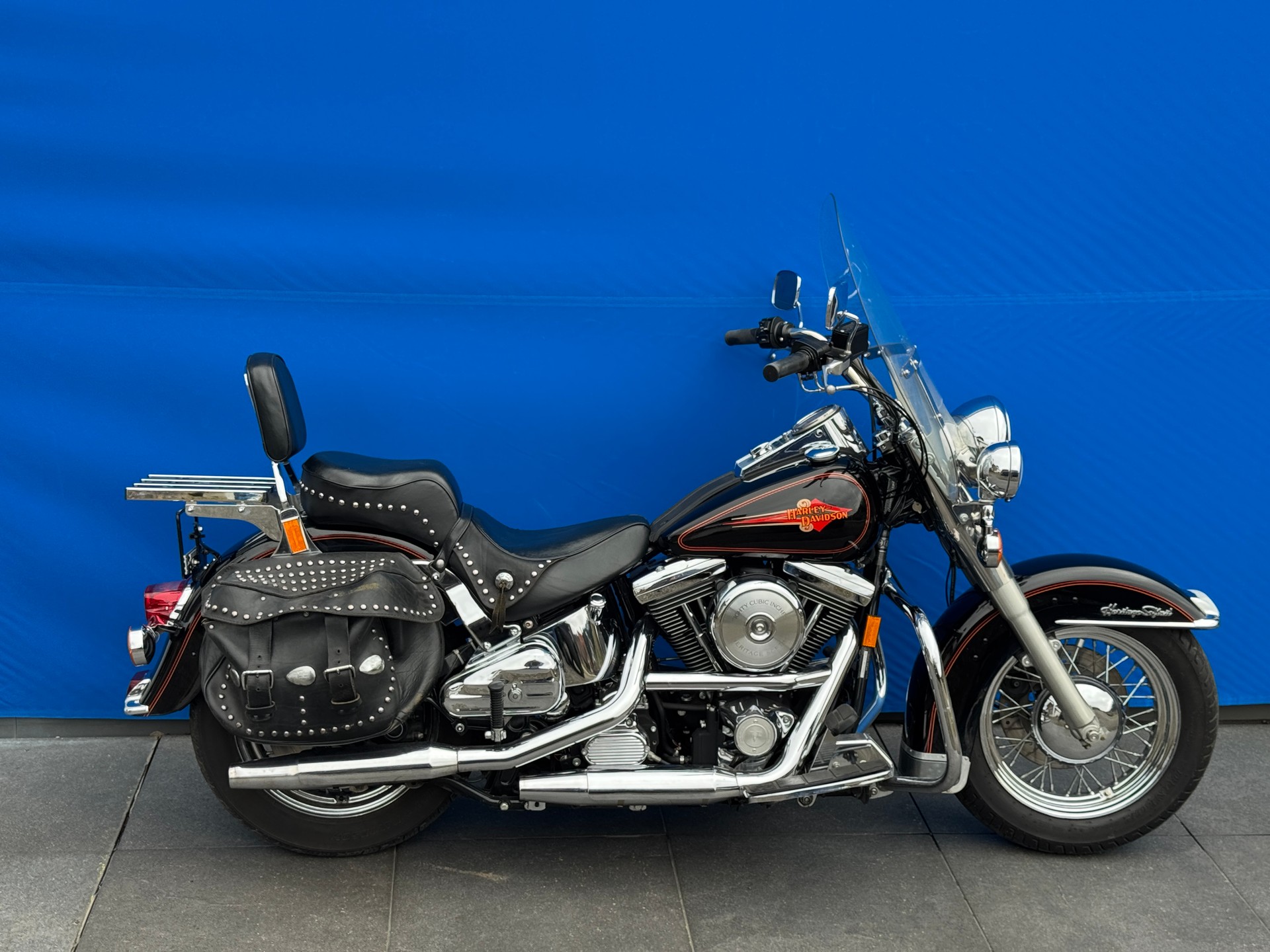 HARLEY-DAVIDSON FLSTC Softail Classic-image-13