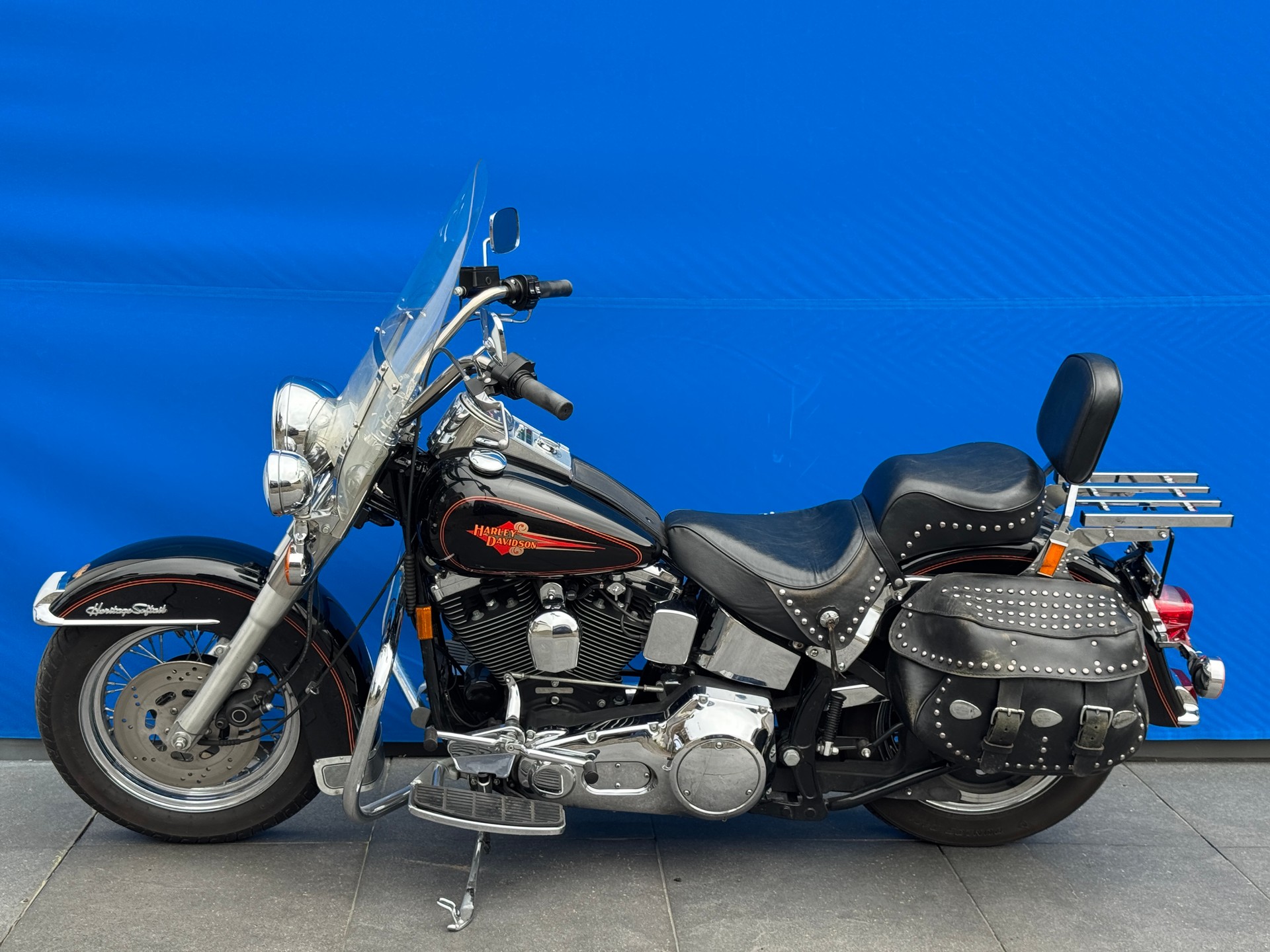 HARLEY-DAVIDSON FLSTC Softail Classic-image-5