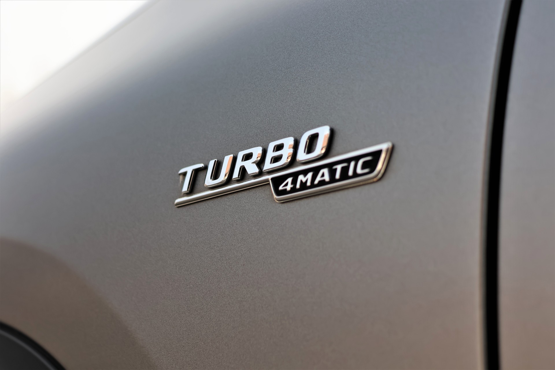 MERCEDES-BENZ GLA 35 AMG 4Matic 8G-Speedshift DCT (CH) "Greymatte"-image-8