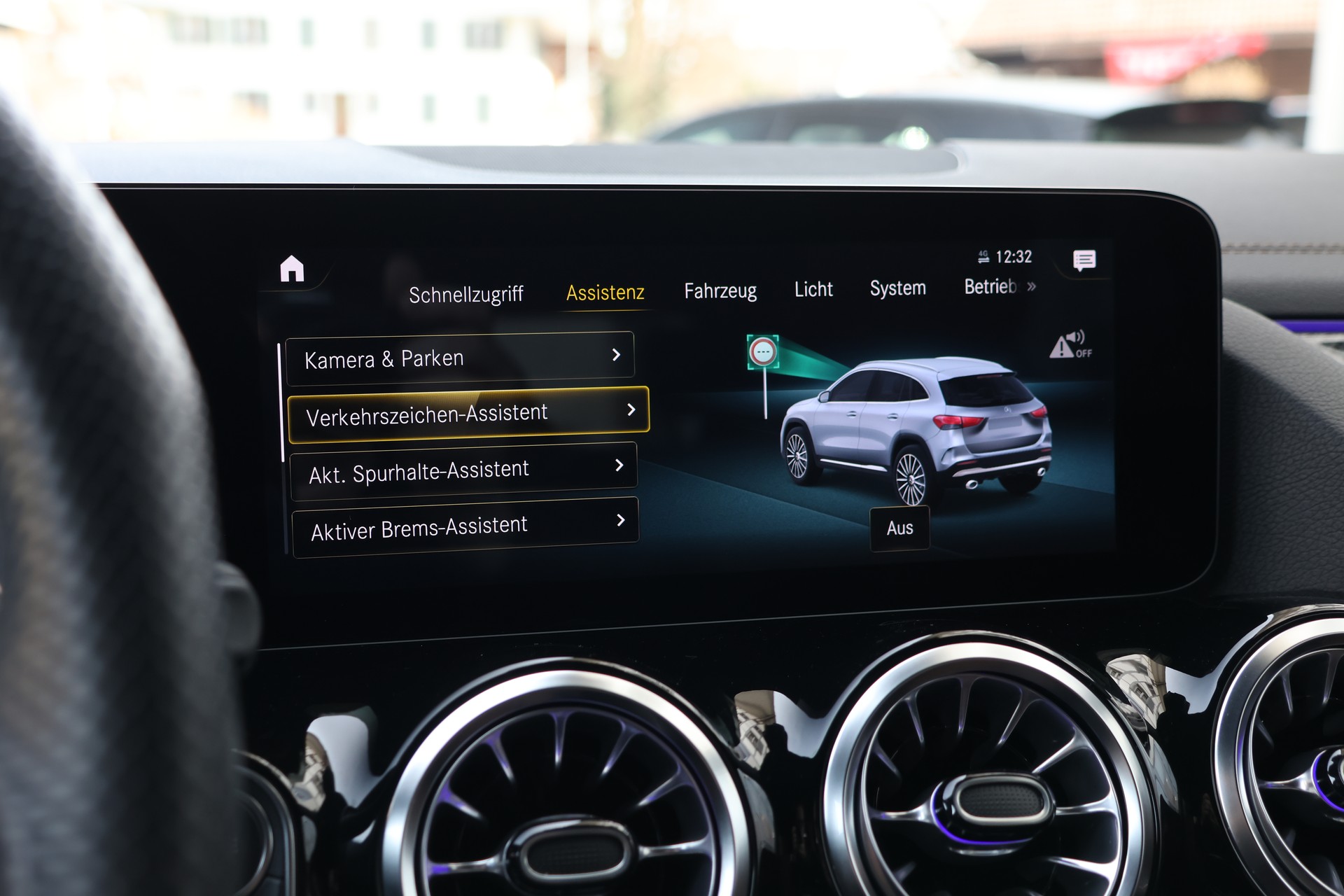 MERCEDES-BENZ GLA 35 AMG 4Matic 8G-Speedshift DCT (CH) "Greymatte"-image-24