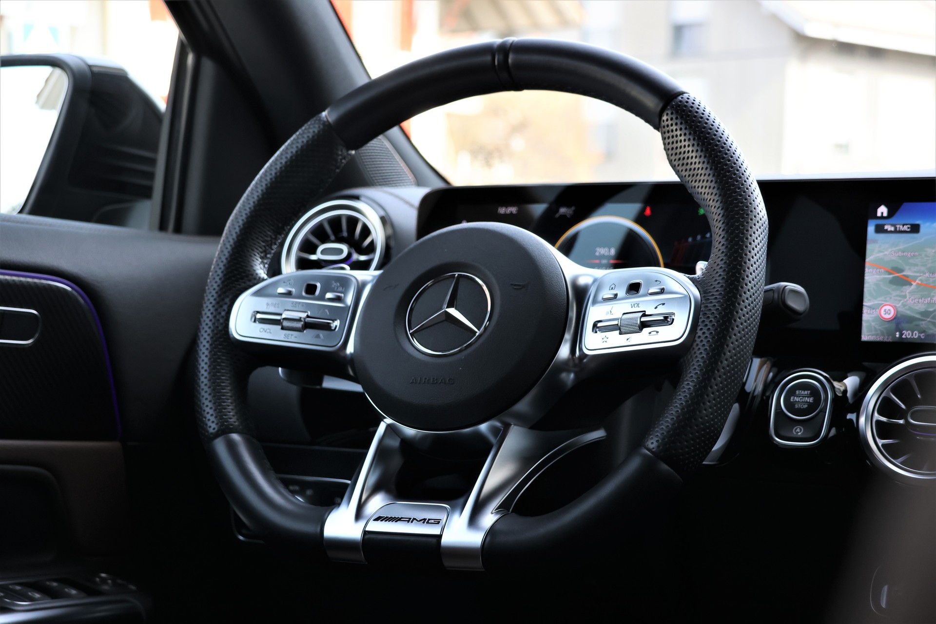 MERCEDES-BENZ GLA 35 AMG 4Matic 8G-Speedshift DCT (CH) "Greymatte"-image-15