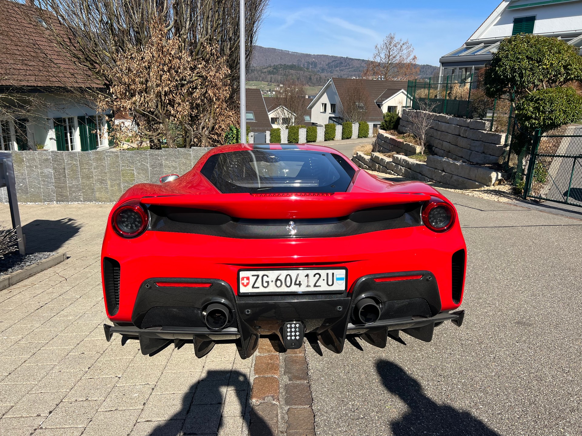 FERRARI 488 Pista 3.9 V8-image-3