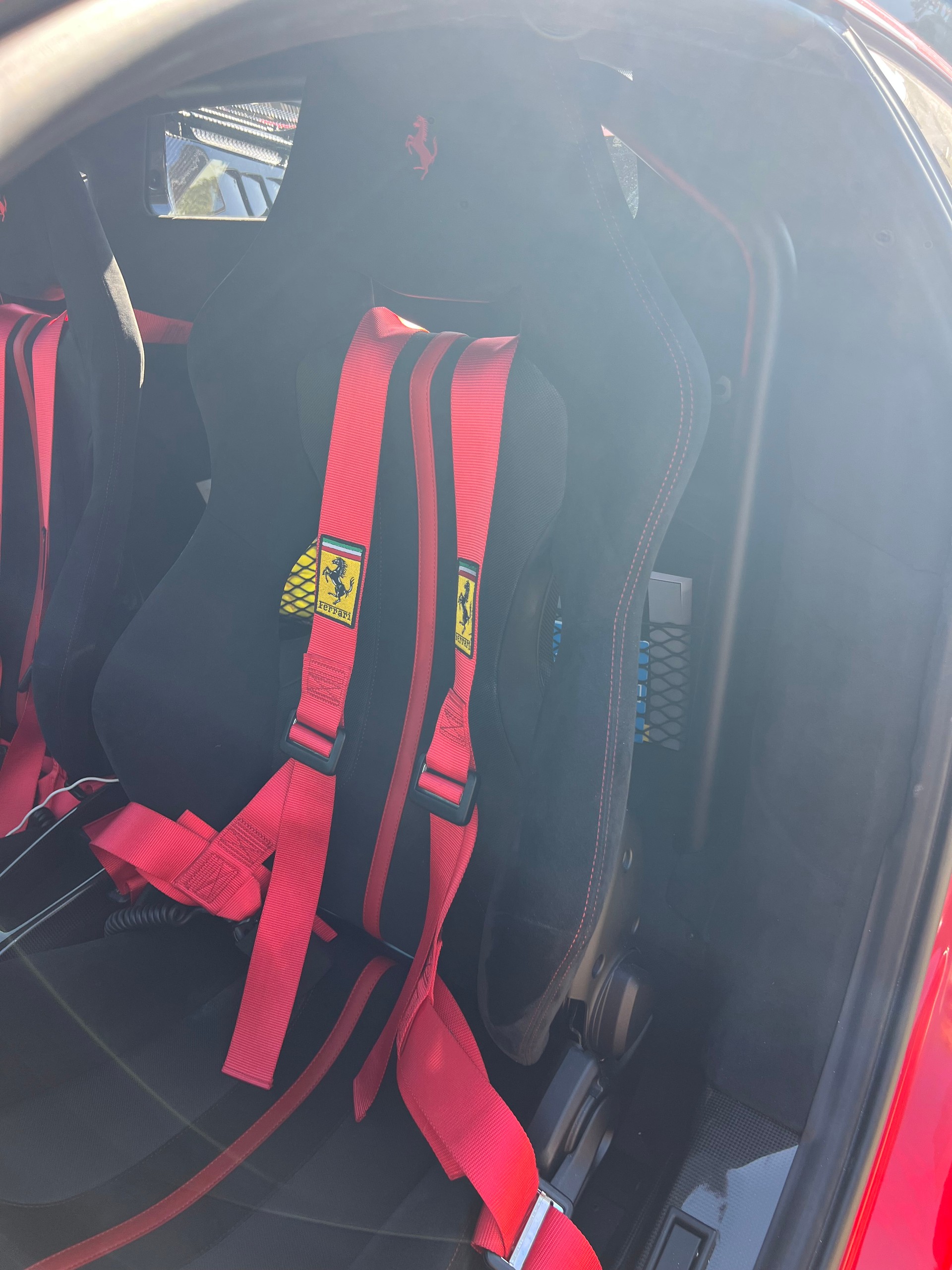 FERRARI 488 Pista 3.9 V8-image-5