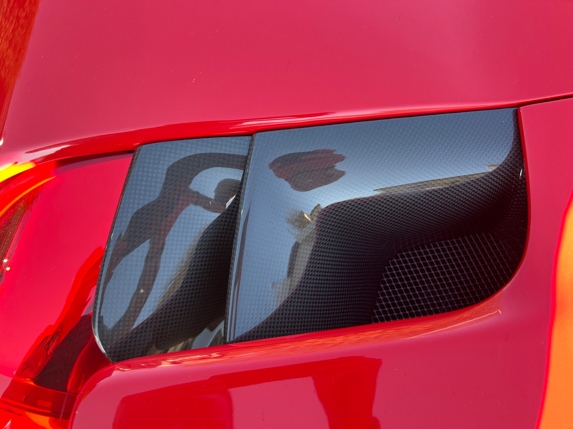 FERRARI 488 Pista 3.9 V8-image-10