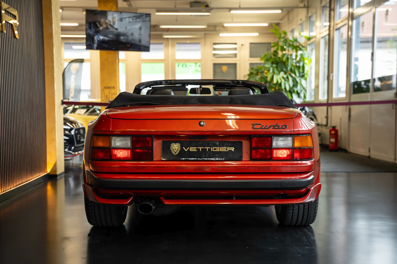 PORSCHE 944 Turbo Cabriolet-image-5
