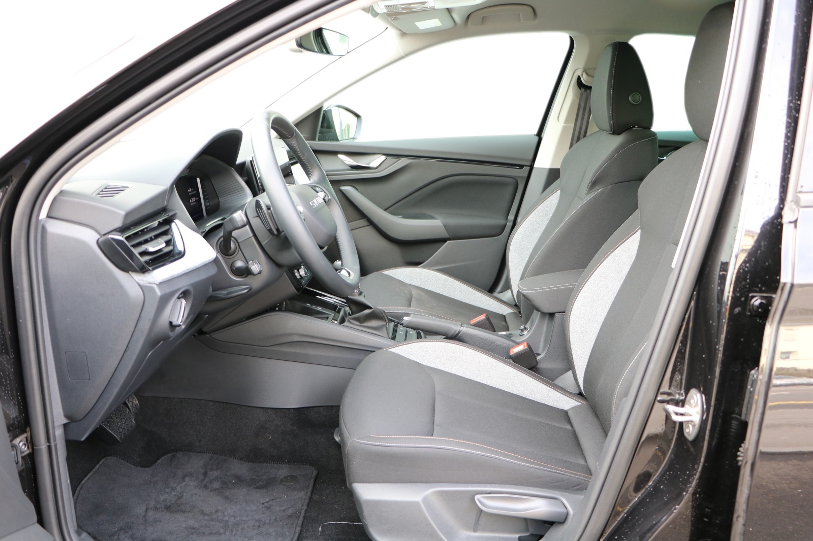 SKODA Scala 1.5 TSI Selection DSG-image-9