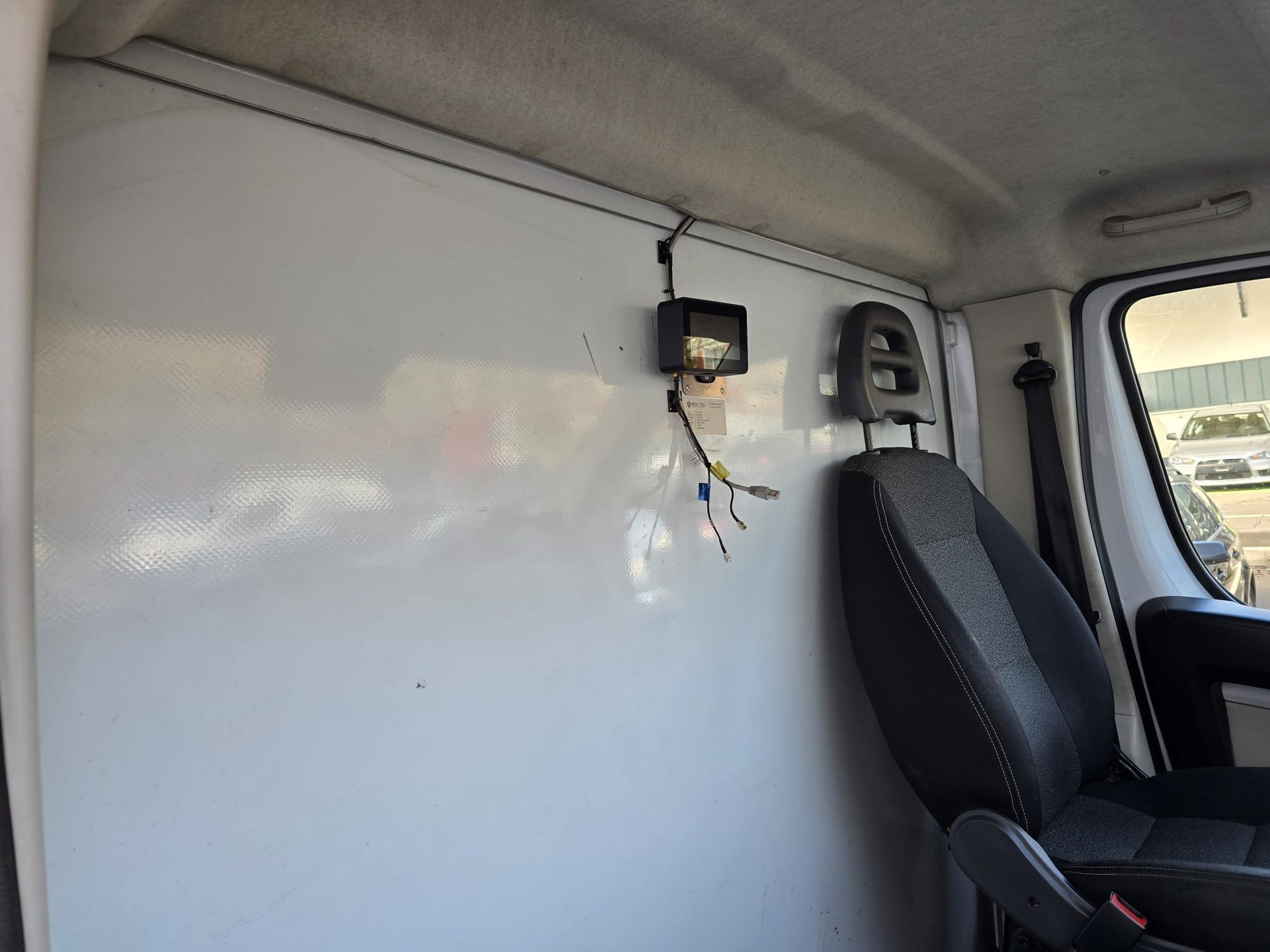 FIAT Ducato 35 2.3 MJ Comfort Matic-image-16