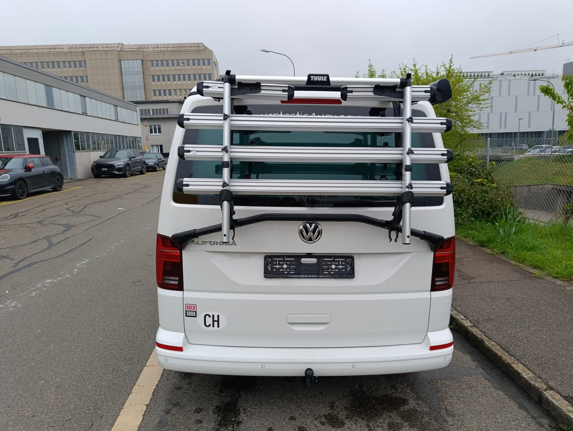 VW T6.1 California 2.0 TDI Ocean-showroom-element-2