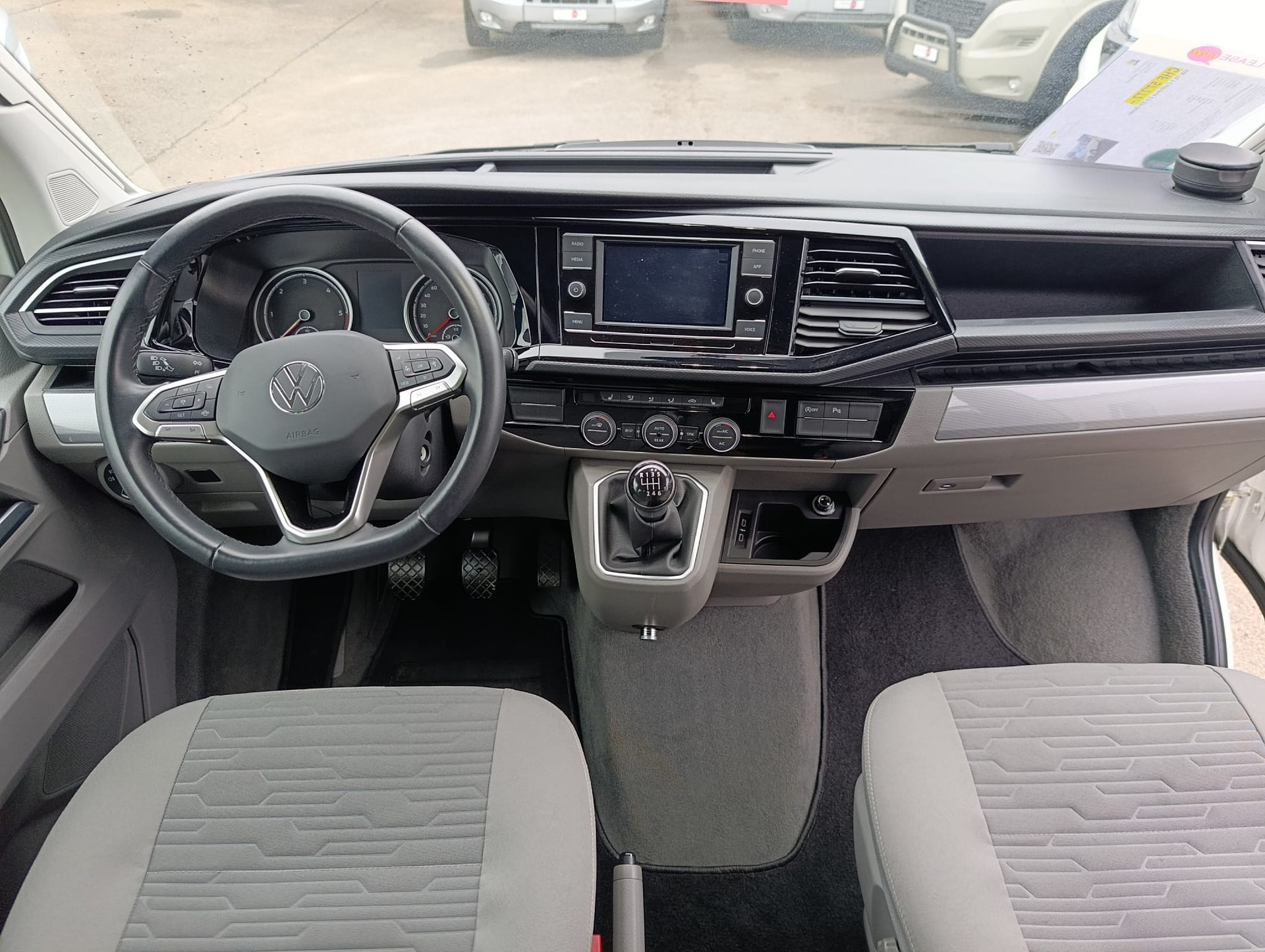 VW T6.1 California 2.0 TDI Ocean-image-12