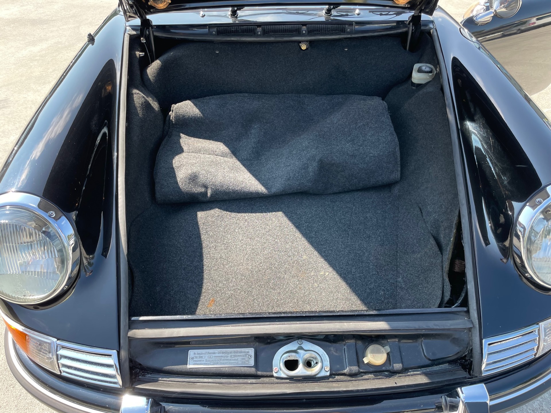PORSCHE 911 T-image-12