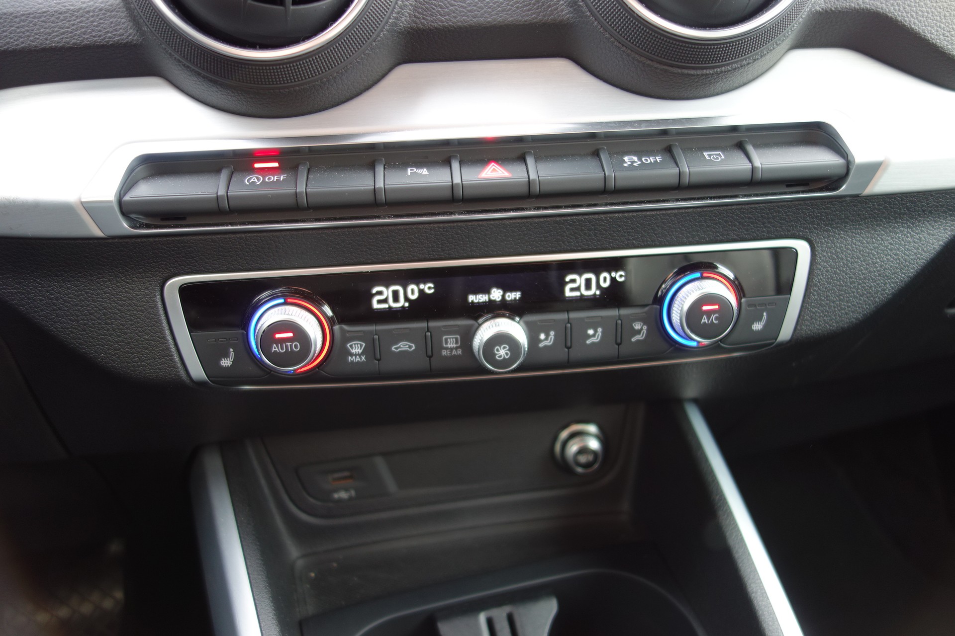 AUDI Q2 35 TFSI Sport S-tronic-image-8
