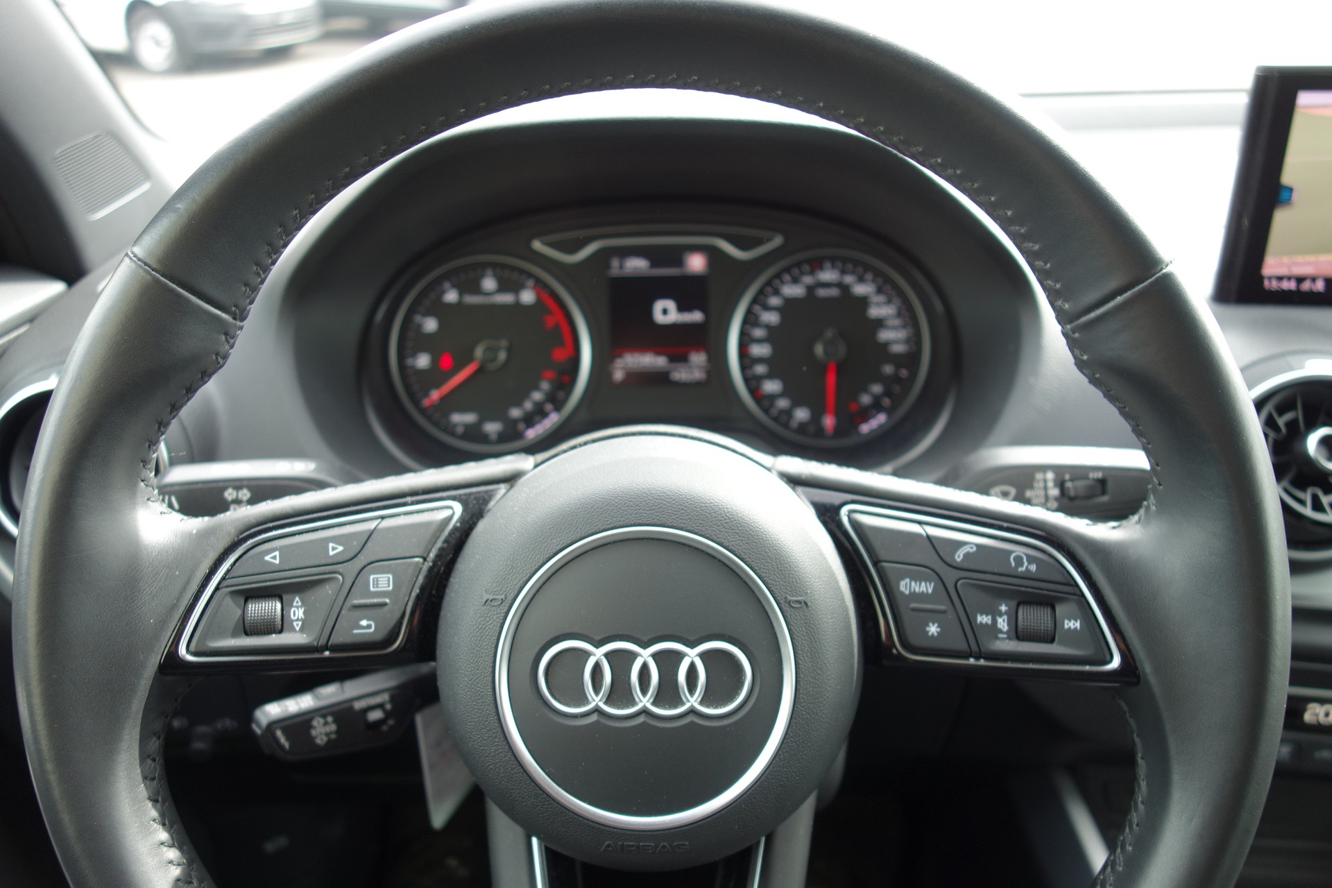 AUDI Q2 35 TFSI Sport S-tronic-image-6