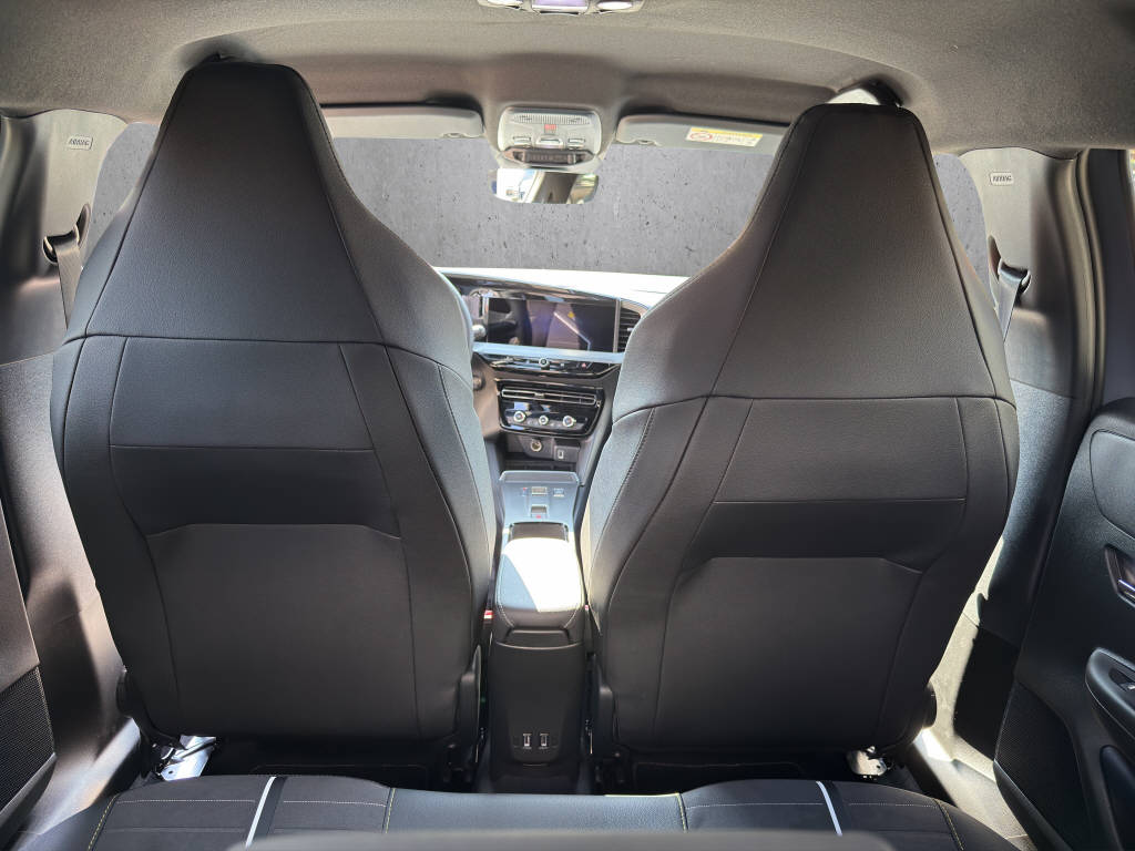 OPEL Mokka-e GSE 207kW-image-11