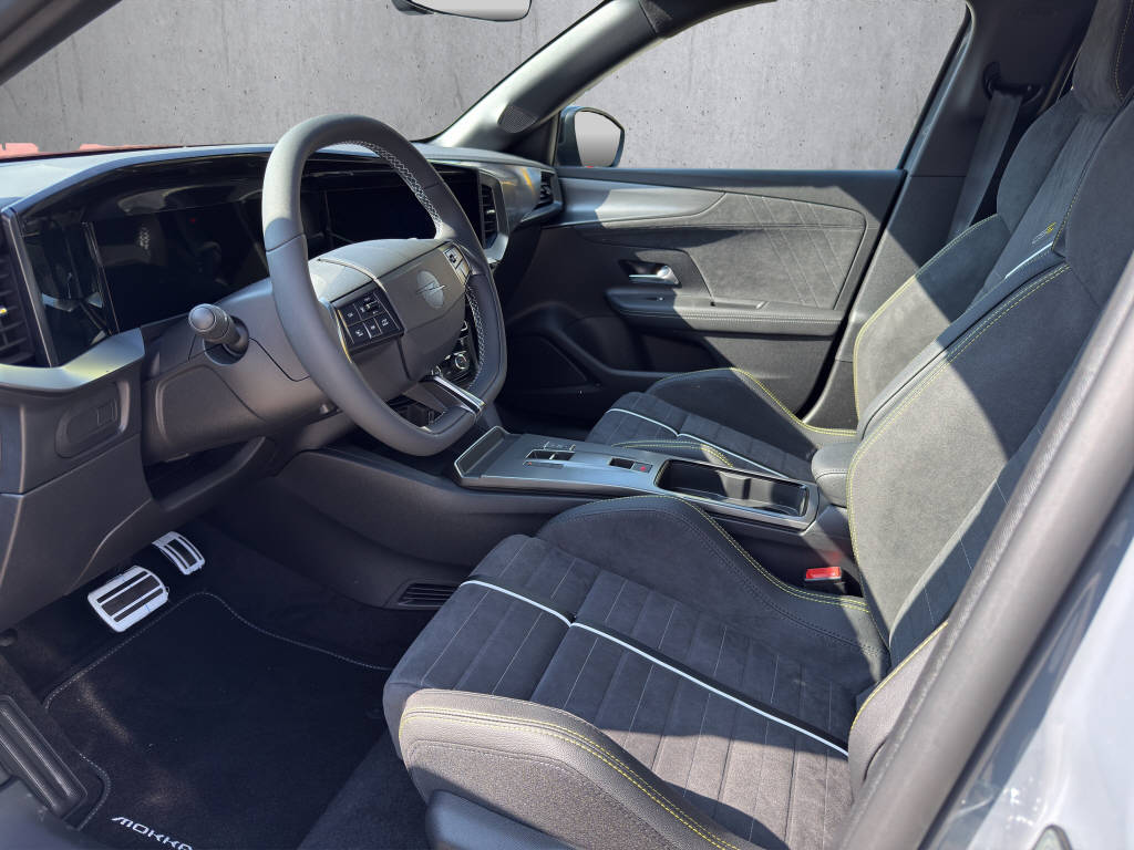 OPEL Mokka-e GSE 207kW-image-14