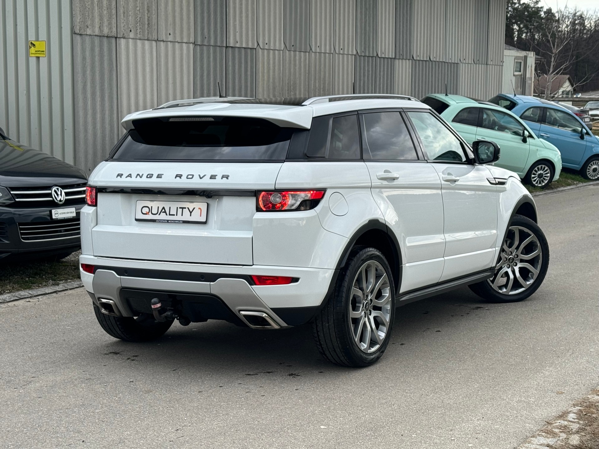 LAND ROVER Range Rover Evoque 2.2 TD4 Prestige AT6-image-3
