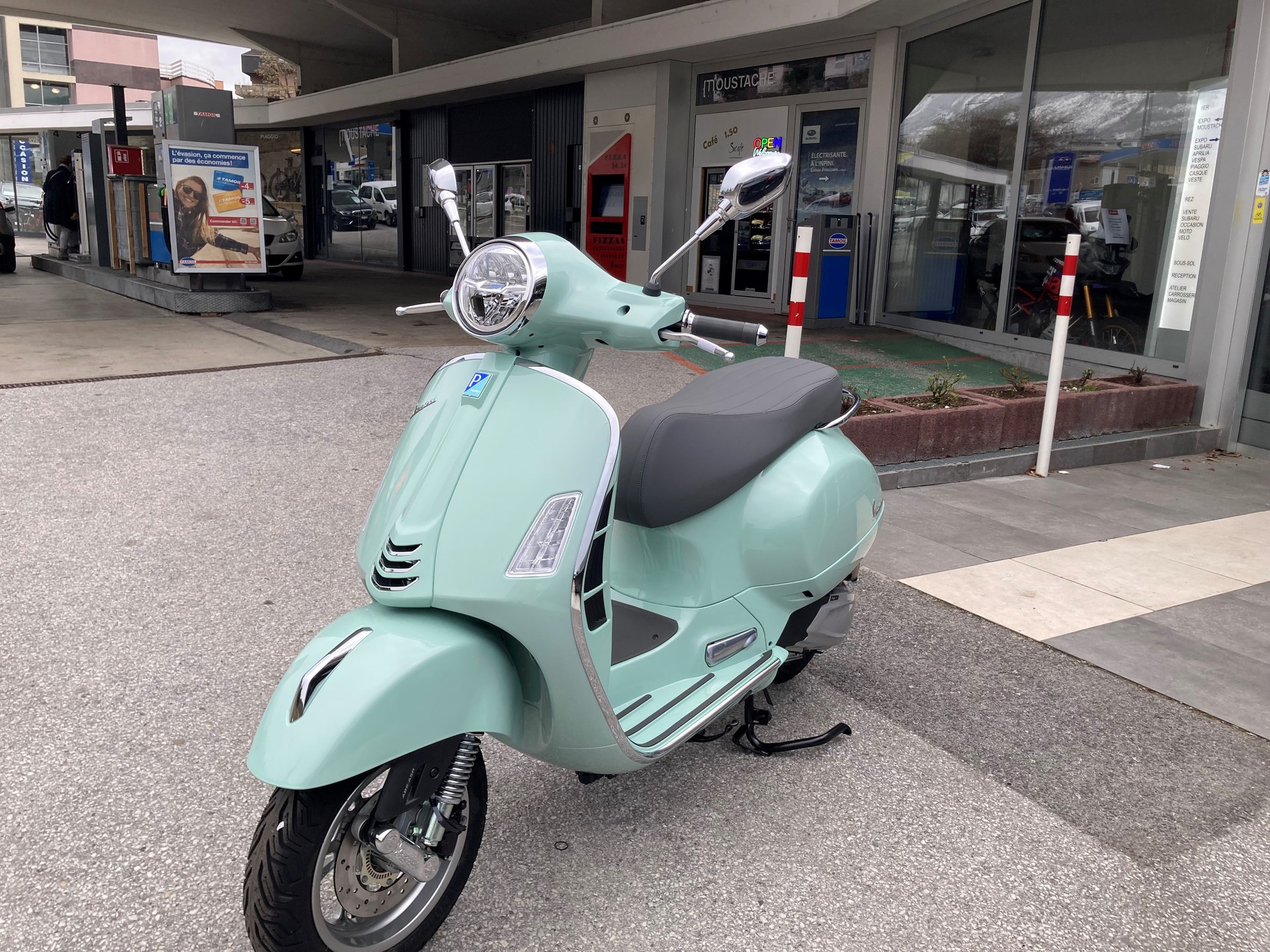 PIAGGIO Vespa GTS 310 RST E5+-image-1