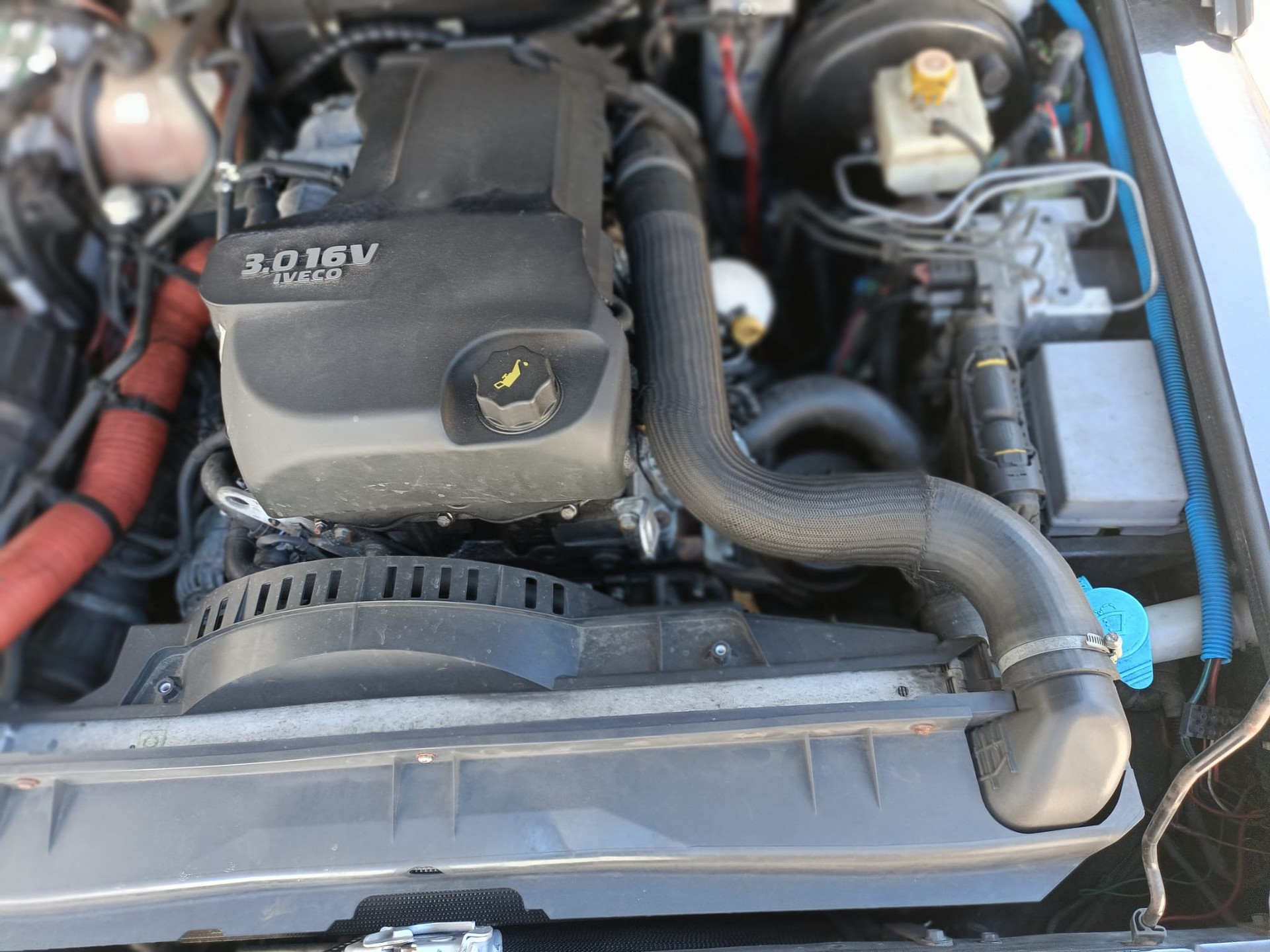 IVECO Massif 3.0 HPT Stationw.-image-2