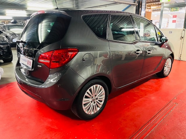 OPEL Meriva 1.7 CDTi Cosmo Automatic-image-7