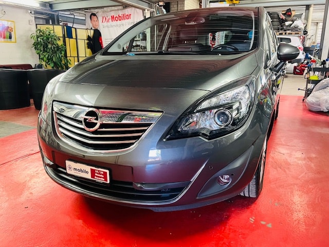 OPEL Meriva 1.7 CDTi Cosmo Automatic