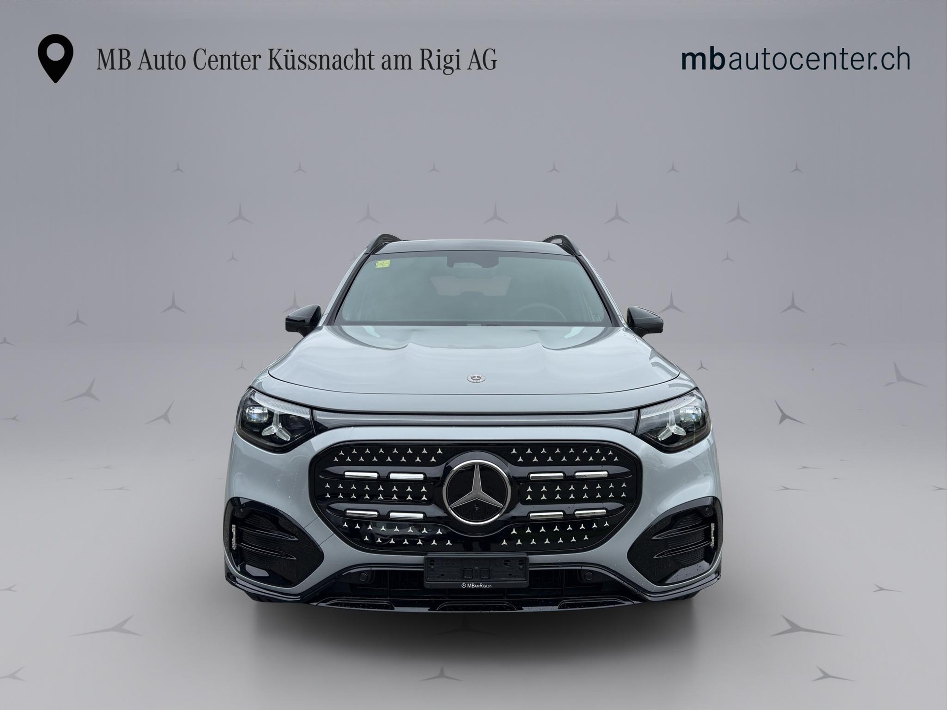 MERCEDES-BENZ GLB 350 4matic-showroom-element-1