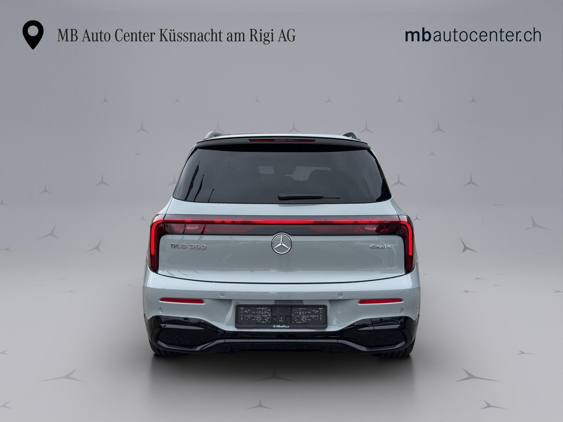 MERCEDES-BENZ GLB 350 4matic-image-5
