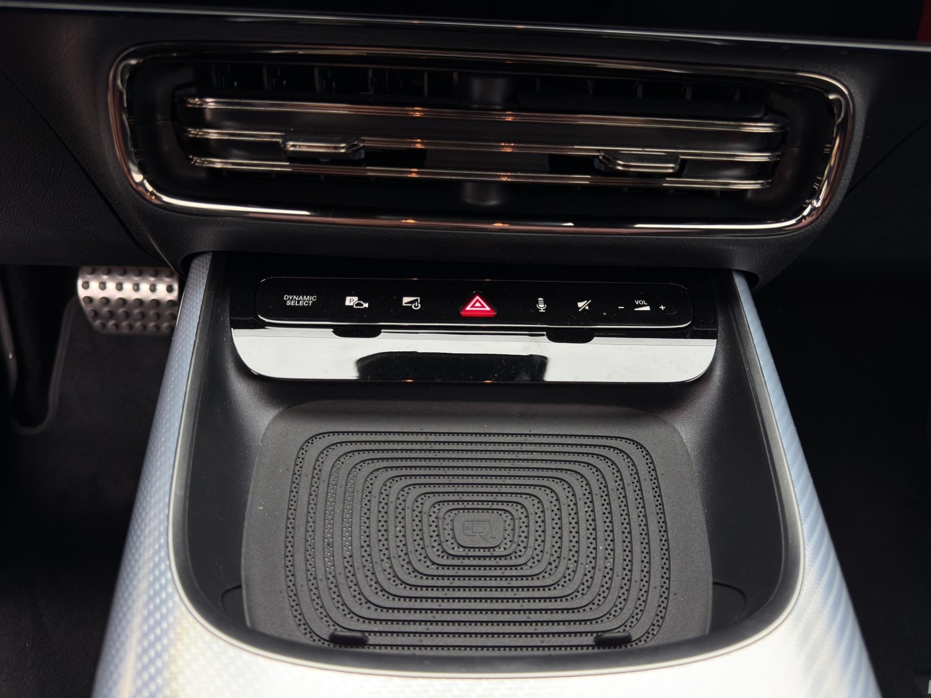 MERCEDES-BENZ GLB 350 4matic-image-27