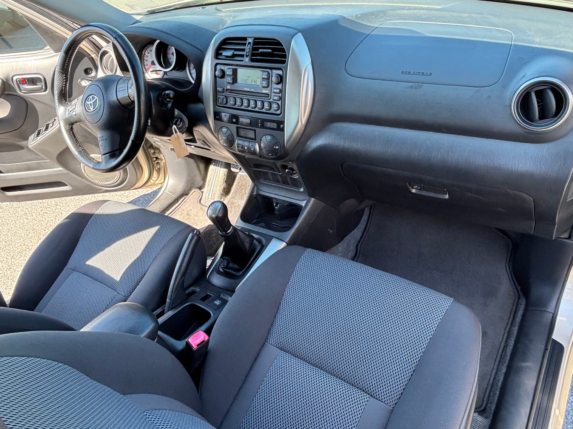 TOYOTA RAV-4 2.0 16V Linea Sol-image-11