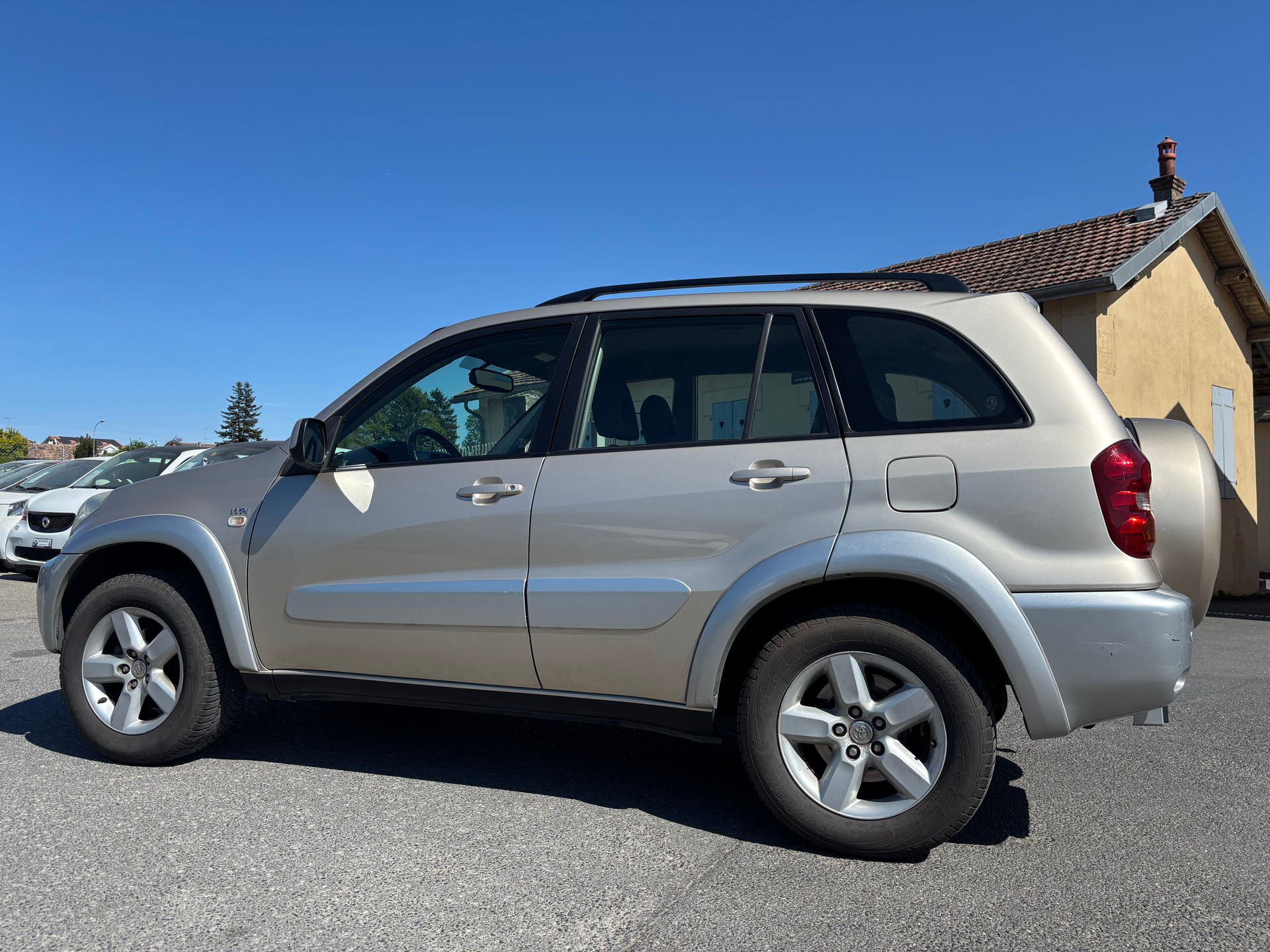 TOYOTA RAV-4 2.0 16V Linea Sol-showroom-element-3