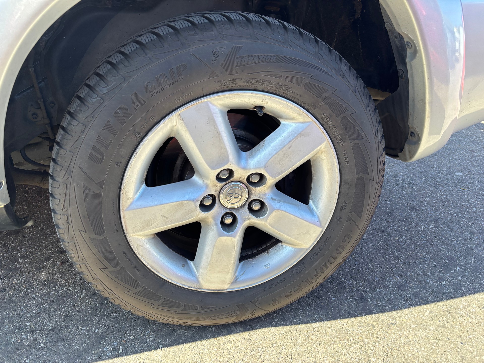 TOYOTA RAV-4 2.0 16V Linea Sol-image-17