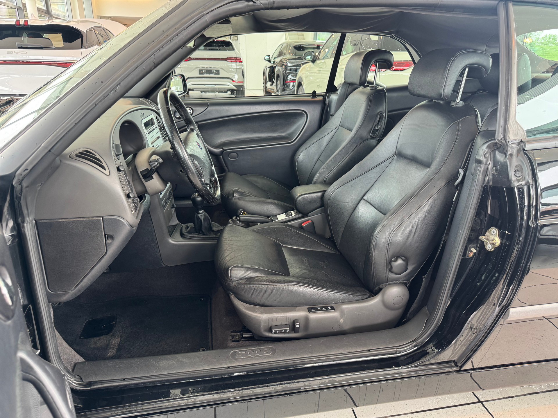 SAAB 9-3 2.0i-16 TS Aero-image-9