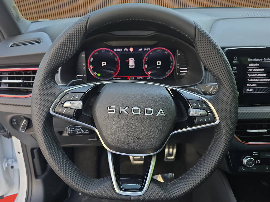 SKODA Kamiq 1.5 TSI Monte Carlo DSG-image-15