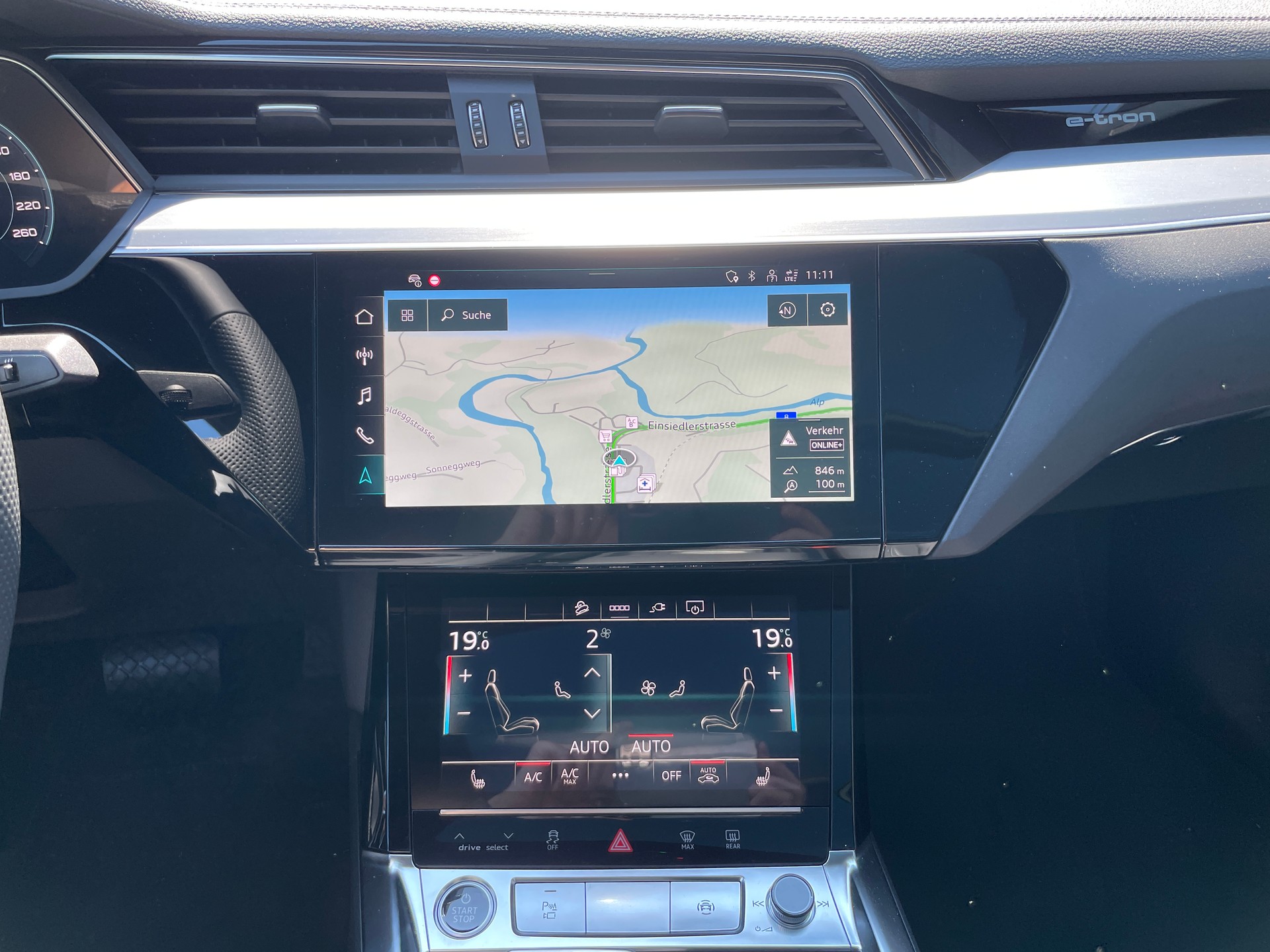 AUDI e-tron 50 Sportback quattro-image-23