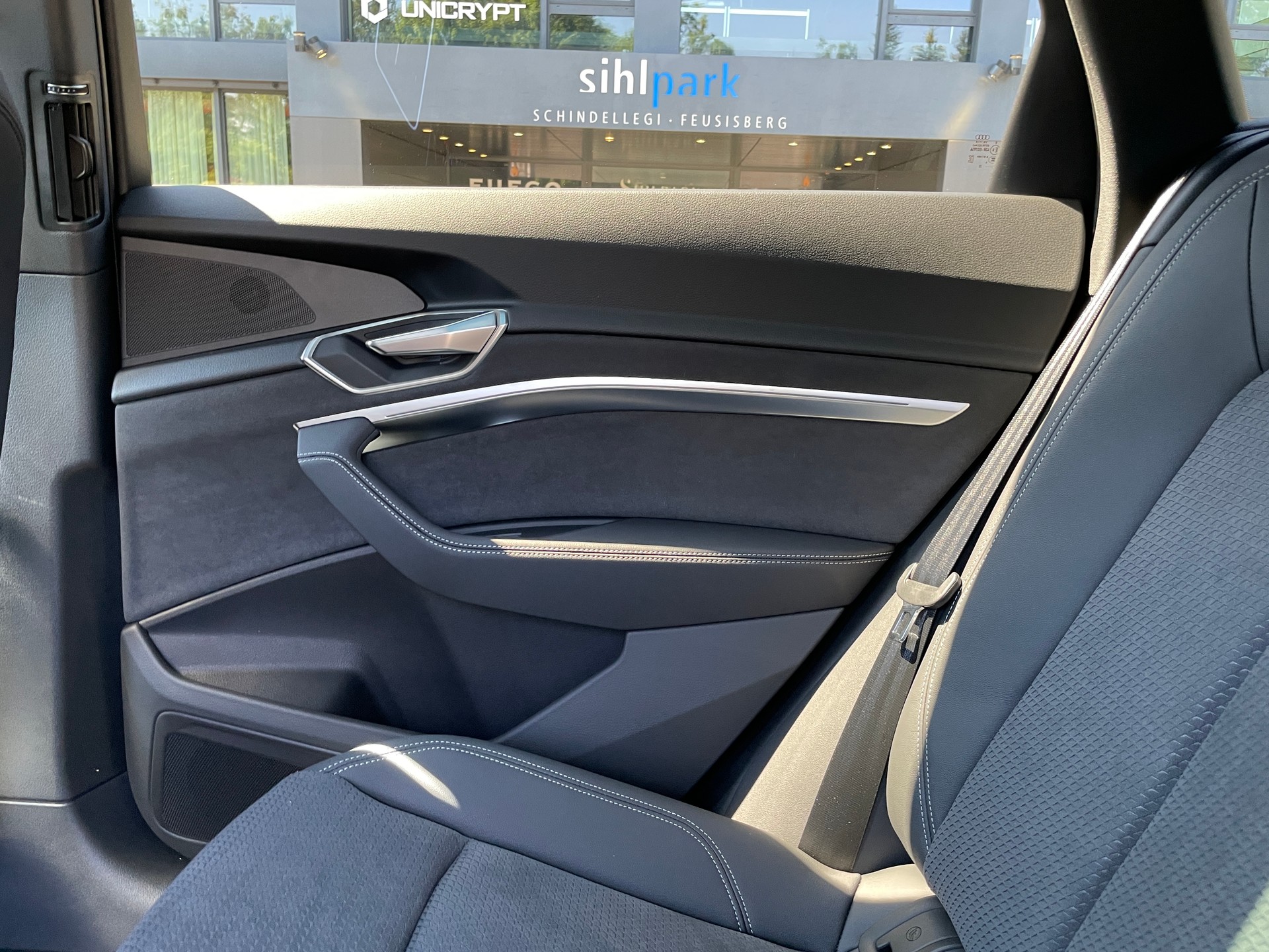 AUDI e-tron 50 Sportback quattro-image-14