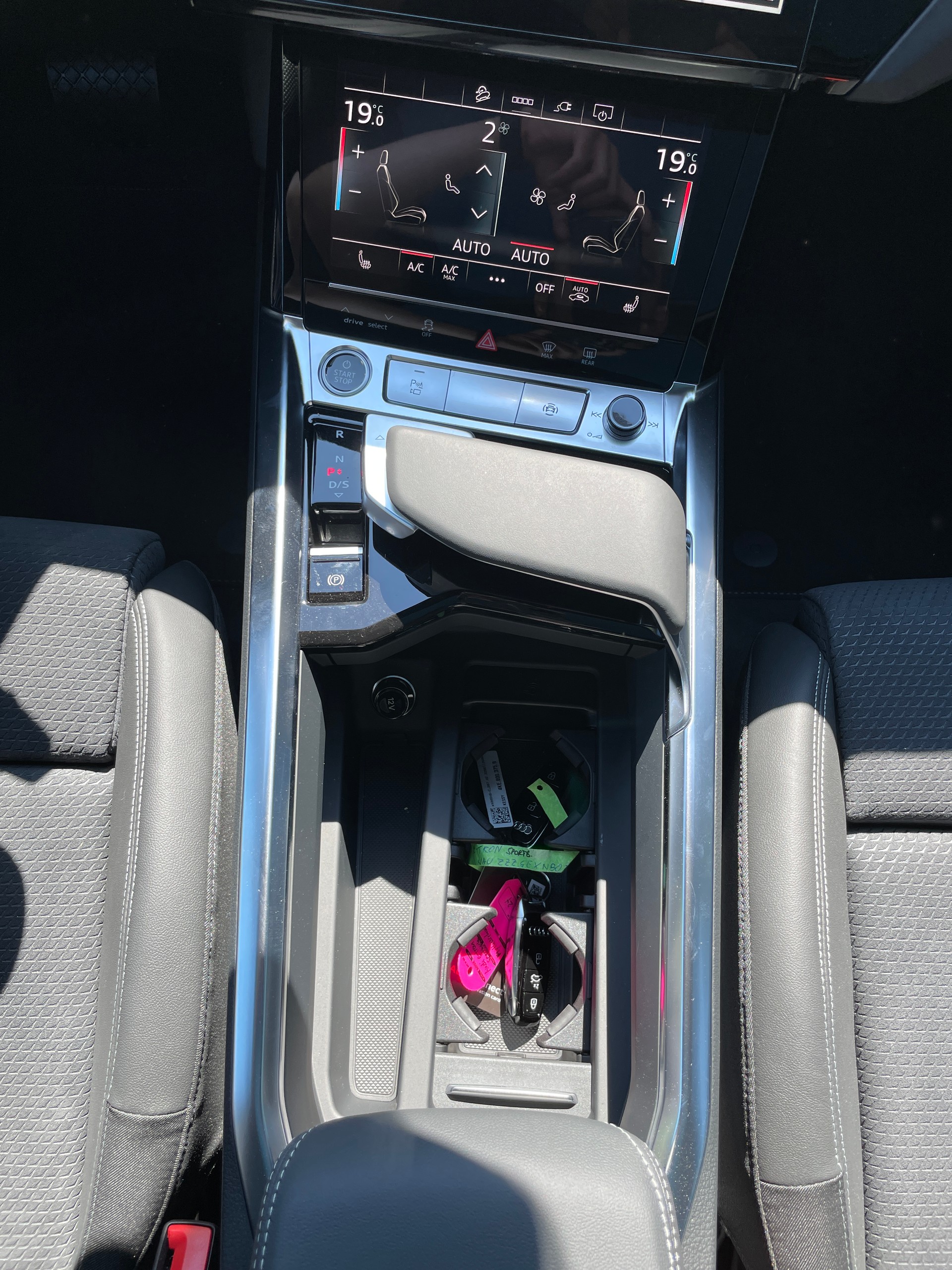 AUDI e-tron 50 Sportback quattro-image-22
