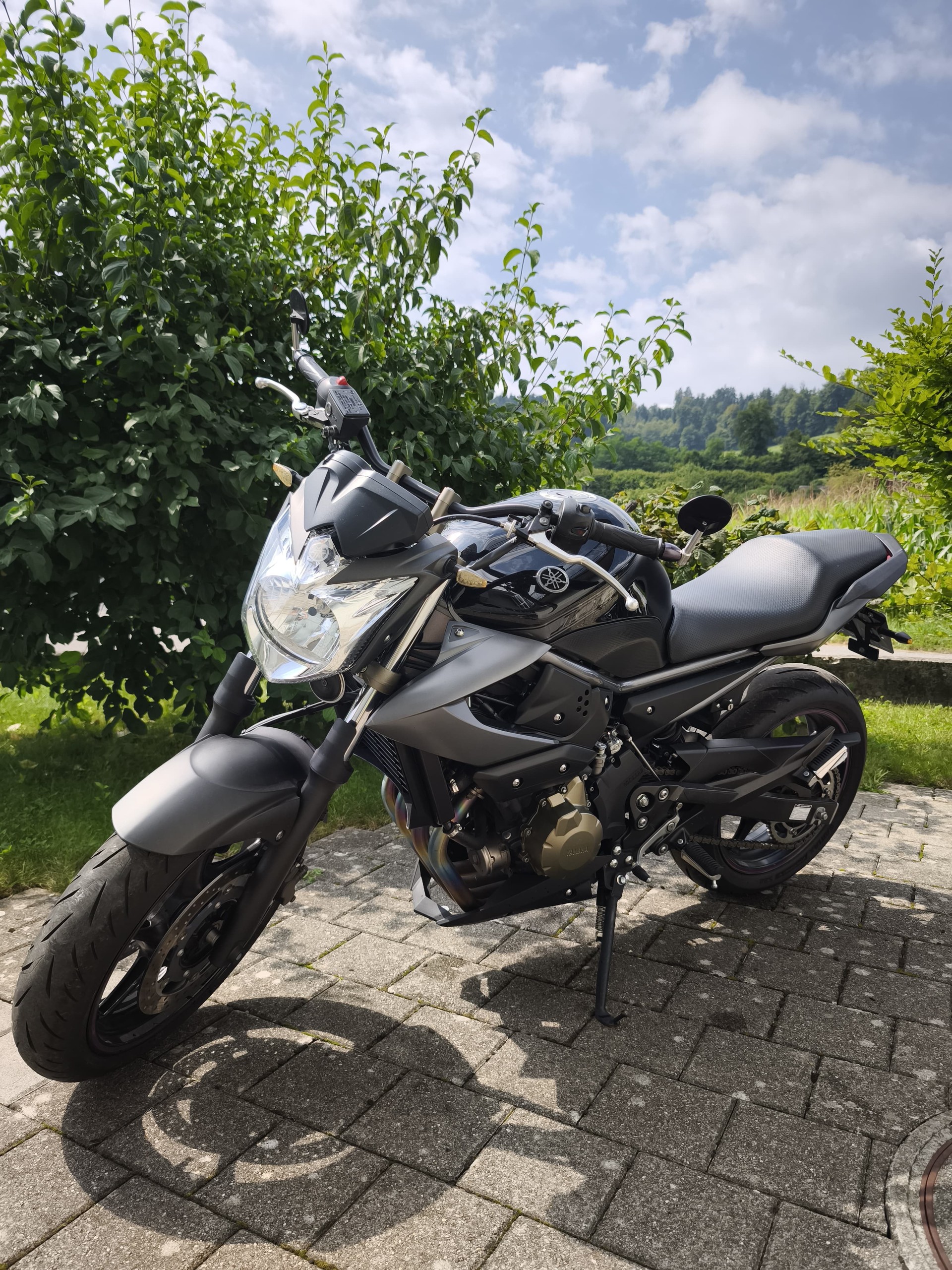 YAMAHA XJ 6 N ABS-image-0