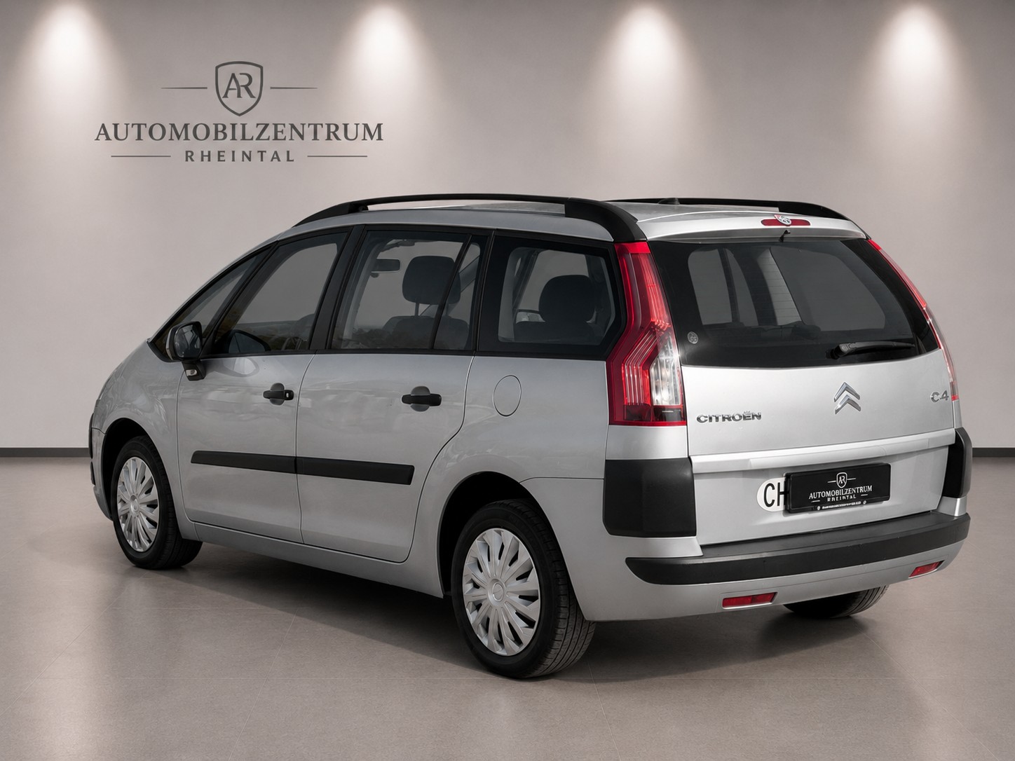 CITROEN Grand C4 Picasso 1.6 HDI 16V Dynamique-image-6