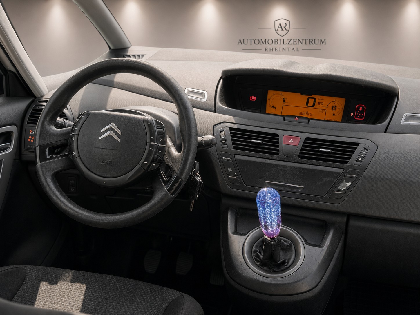 CITROEN Grand C4 Picasso 1.6 HDI 16V Dynamique-image-11