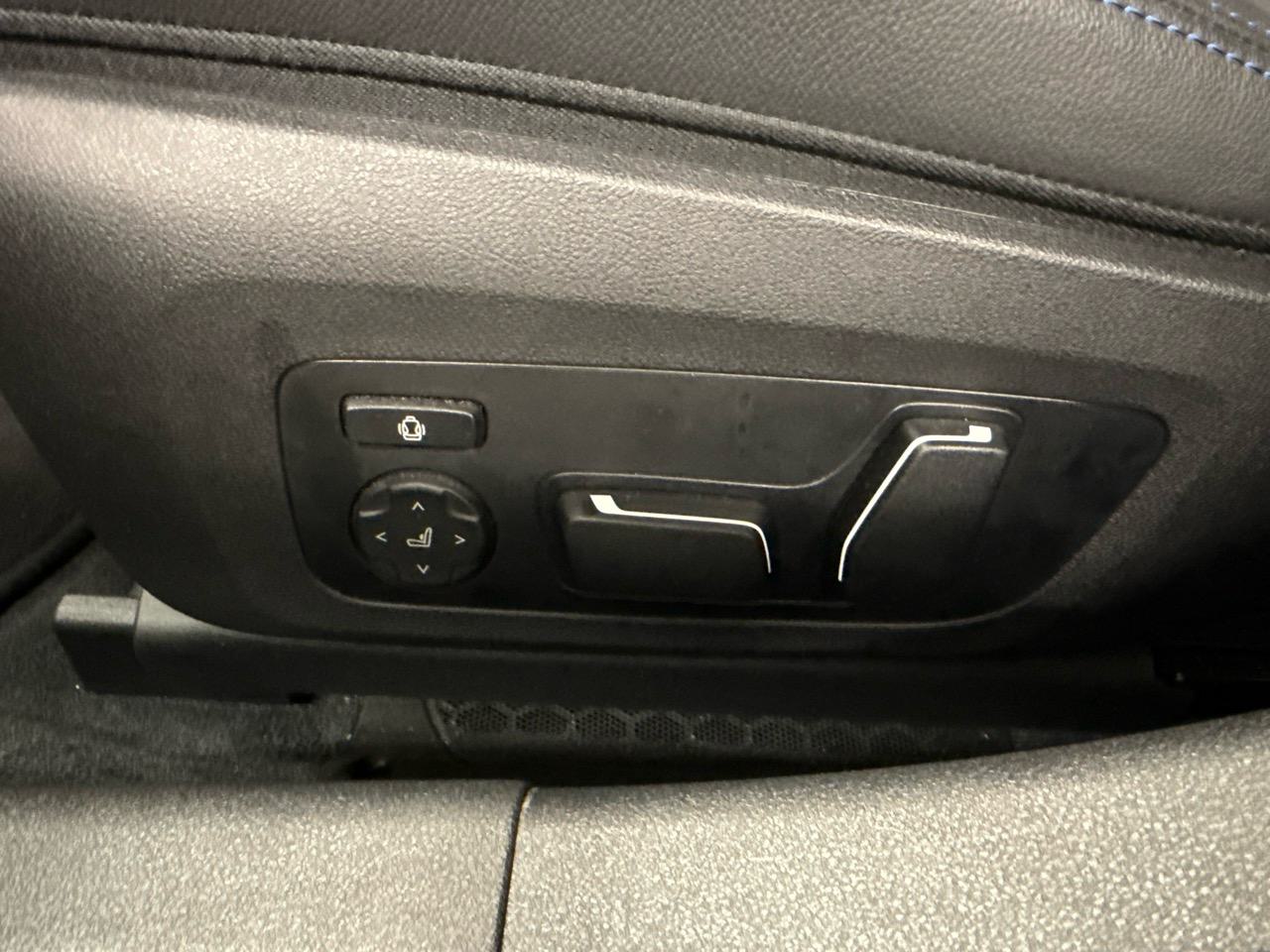 BMW M340i xDrive 48V Touring Steptronic-image-11