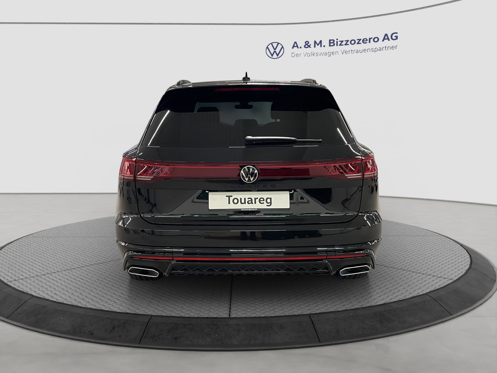 VW Touareg 3.0 TDI R-Line Final Edition Tiptronic-showroom-element-3