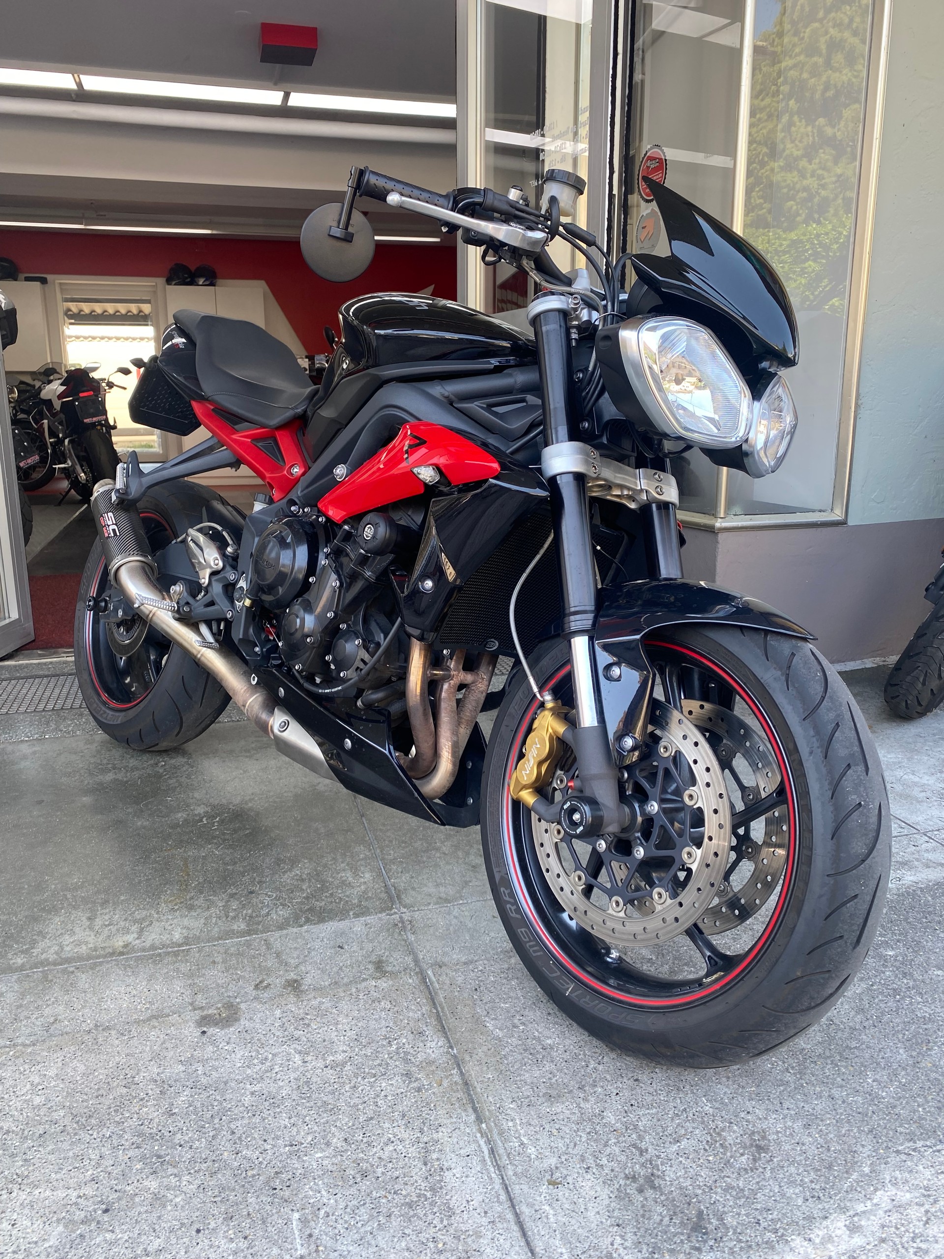 TRIUMPH Street Triple 675 R ABS-image-1