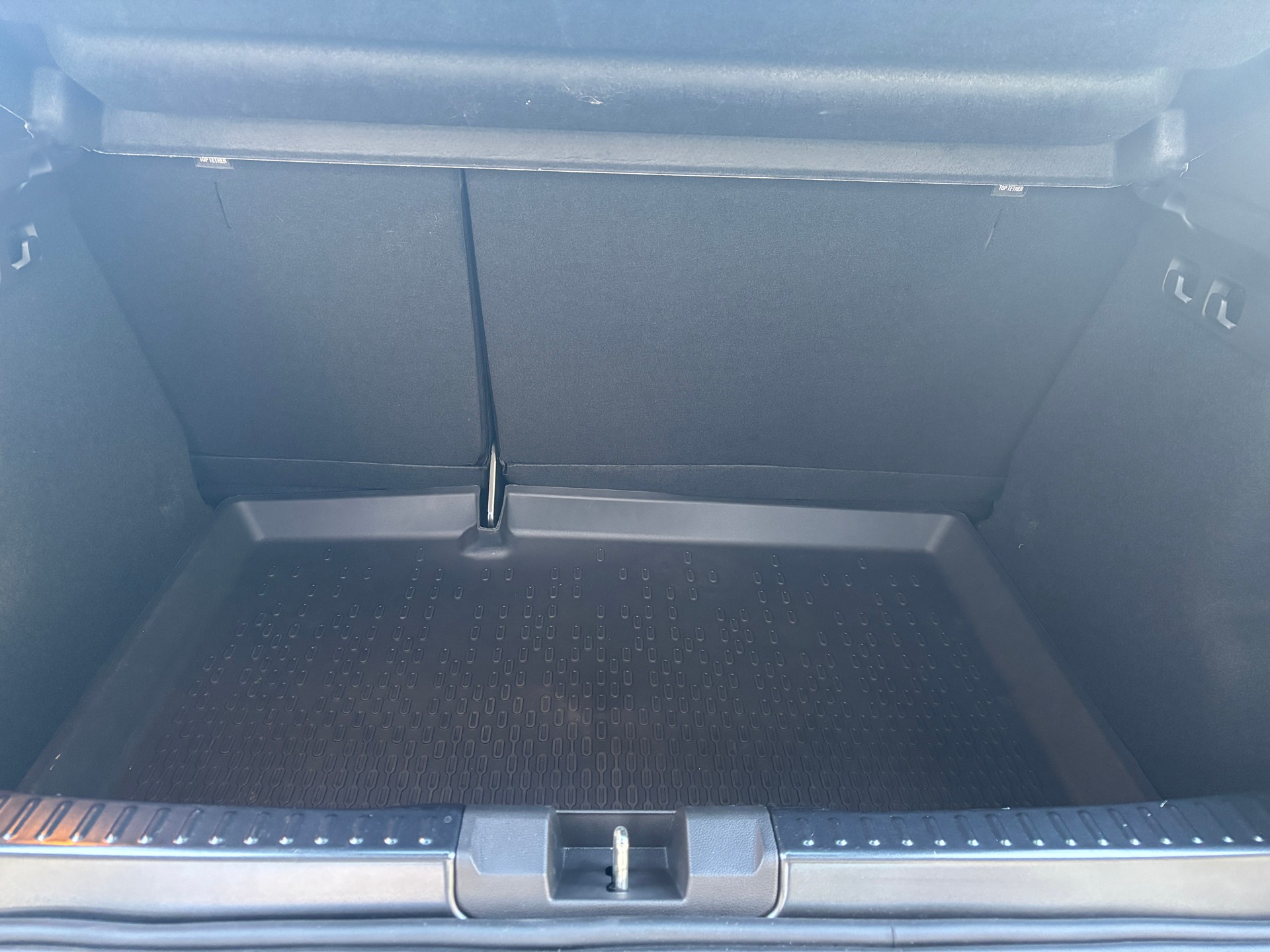 DACIA Sandero 90 Expression CVT-image-12