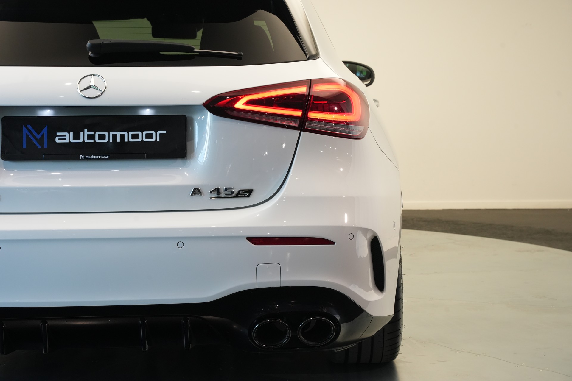 MERCEDES-BENZ A 45 S AMG 4Matic+ Speedshift *CH-Fahrzeug* *Performance Sitze* *Burmester*-image-41