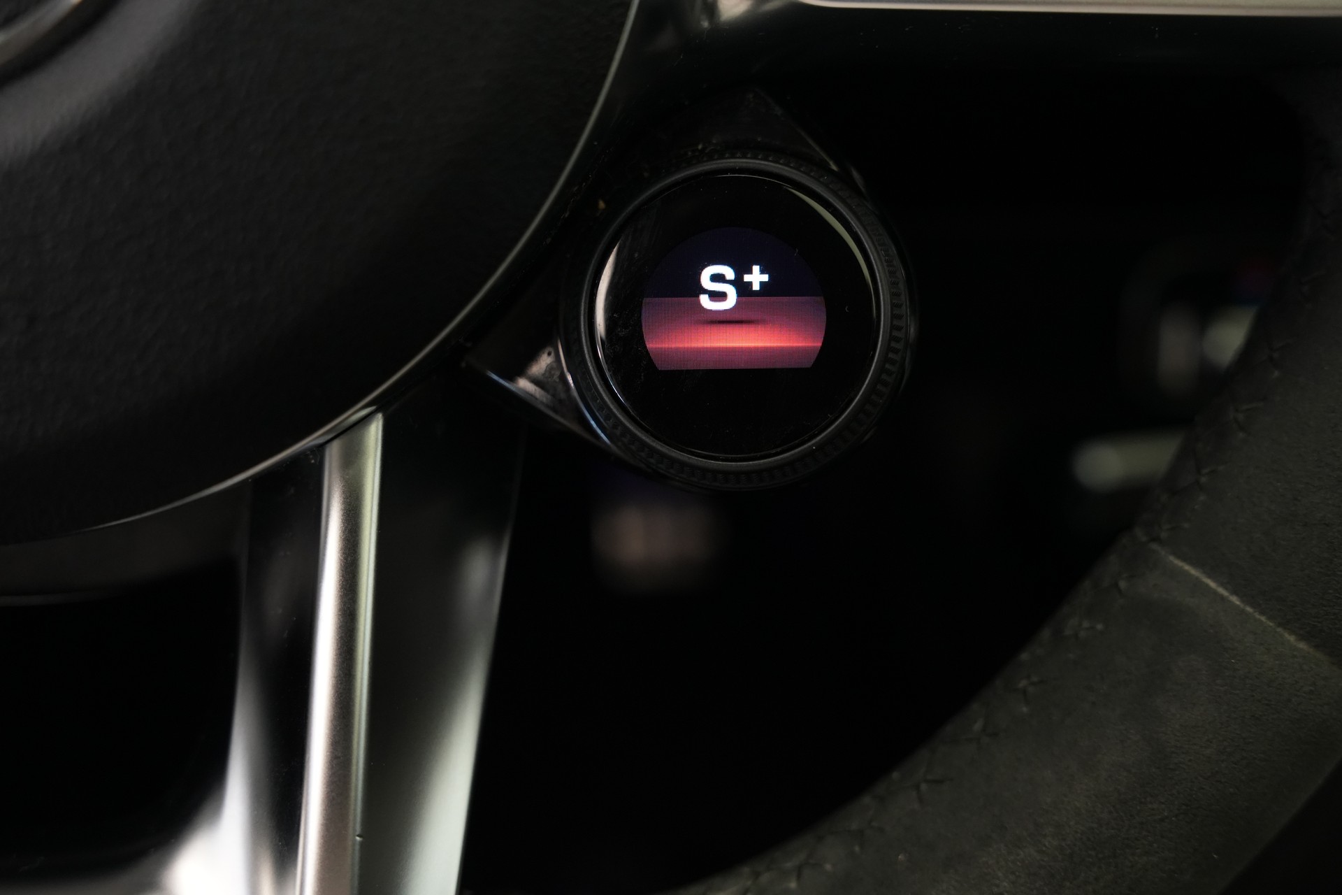 MERCEDES-BENZ A 45 S AMG 4Matic+ Speedshift *CH-Fahrzeug* *Performance Sitze* *Burmester*-image-25