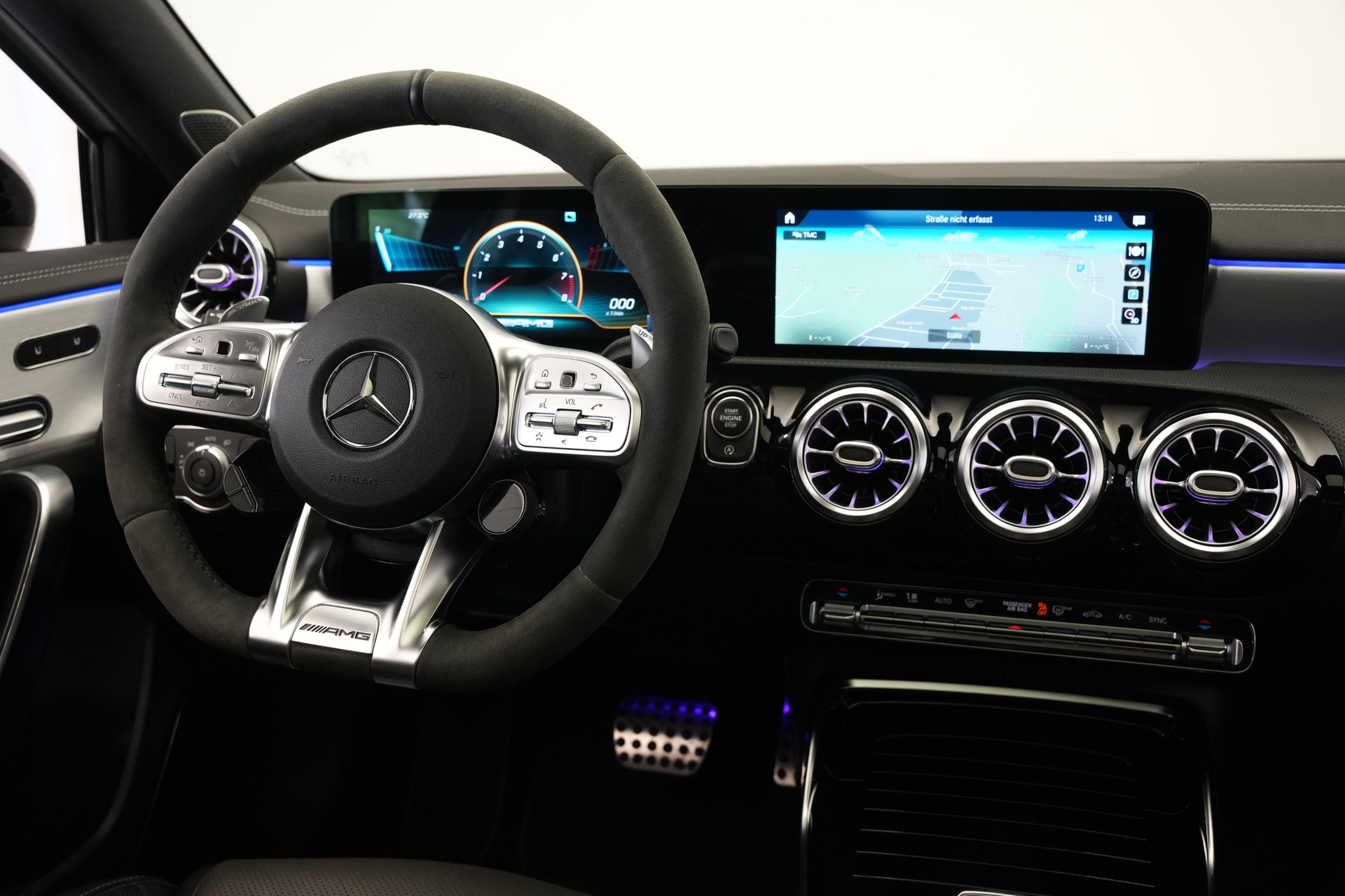 MERCEDES-BENZ A 45 S AMG 4Matic+ Speedshift *CH-Fahrzeug* *Performance Sitze* *Burmester*-image-20